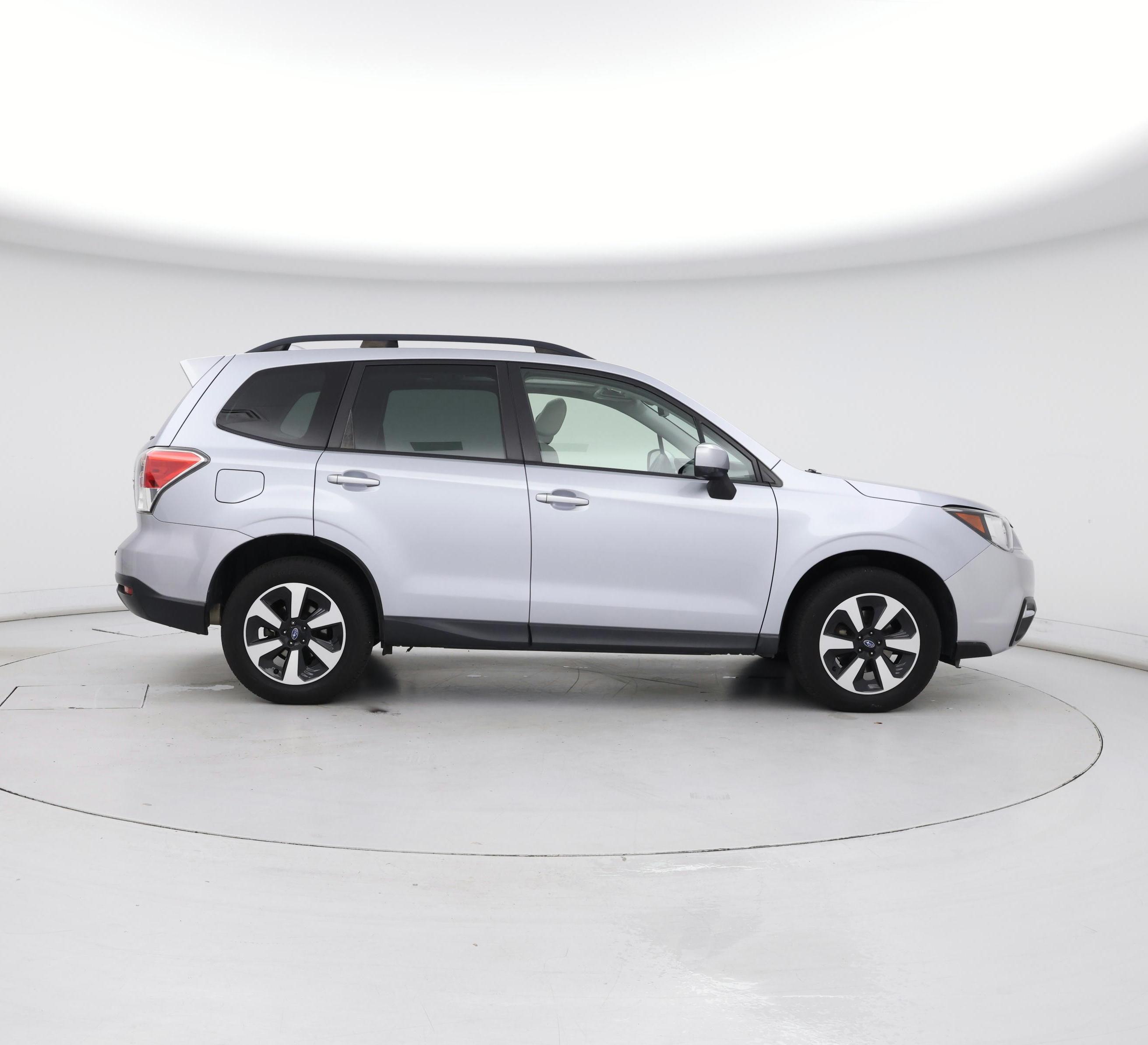 Thumbnail: 2017 Subaru Forester - 7