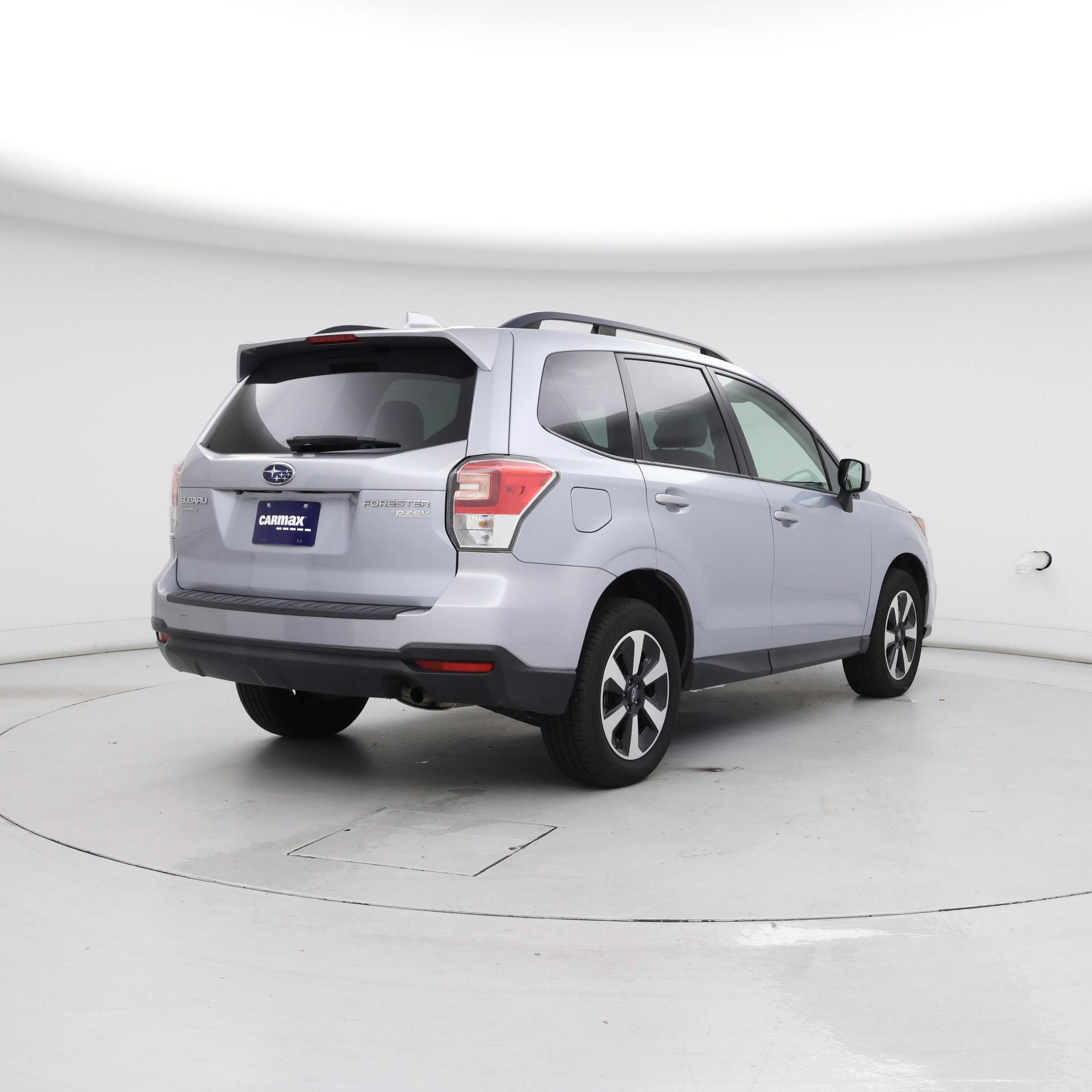 Thumbnail: 2017 Subaru Forester - 8