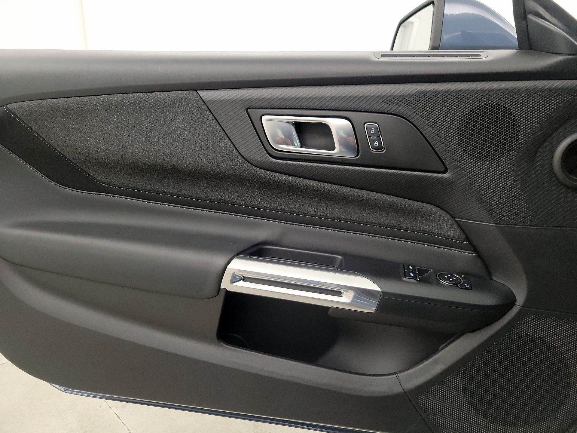 Thumbnail: 2025 Ford Mustang - 12