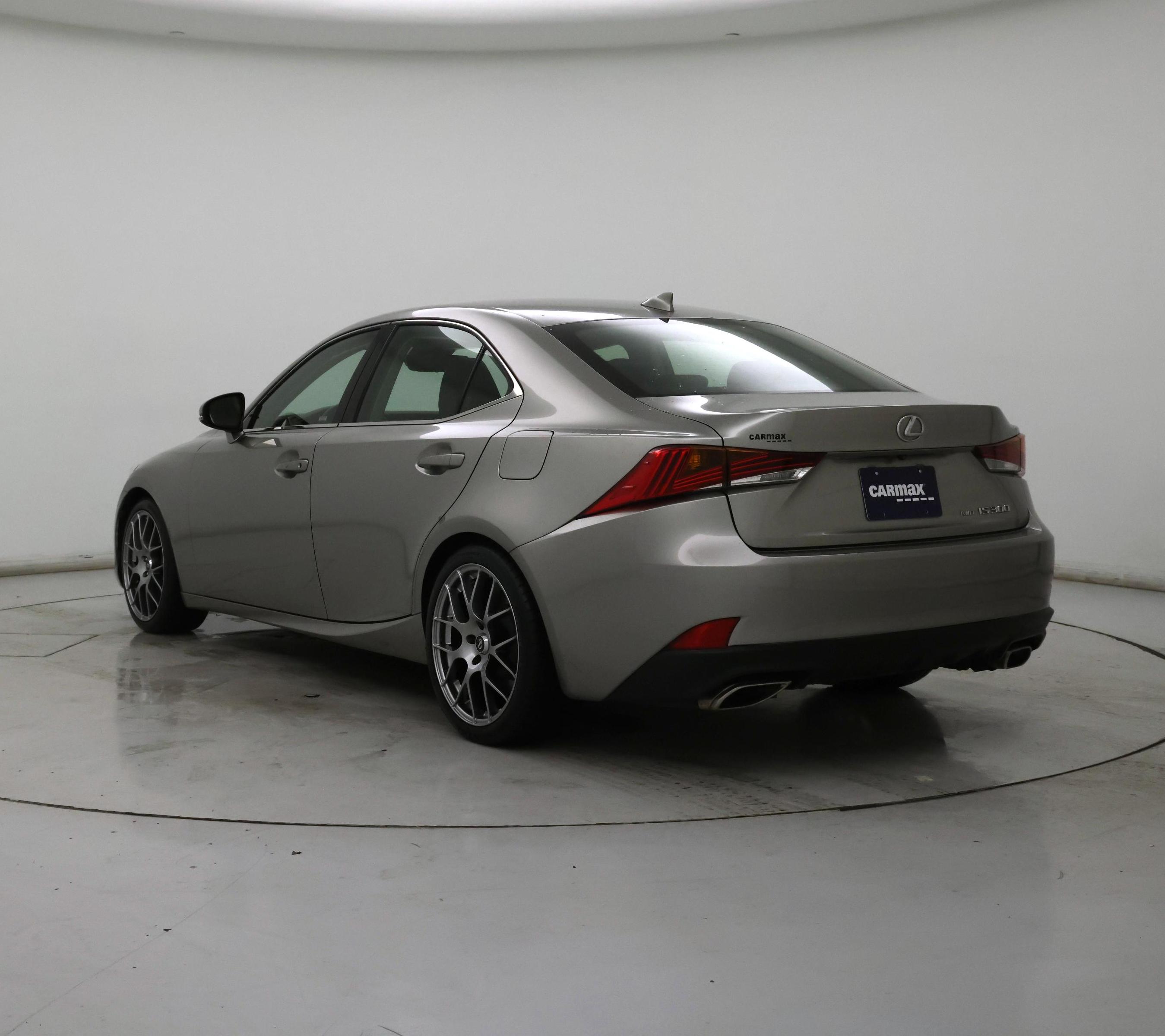 Thumbnail: 2018 Lexus IS - 2