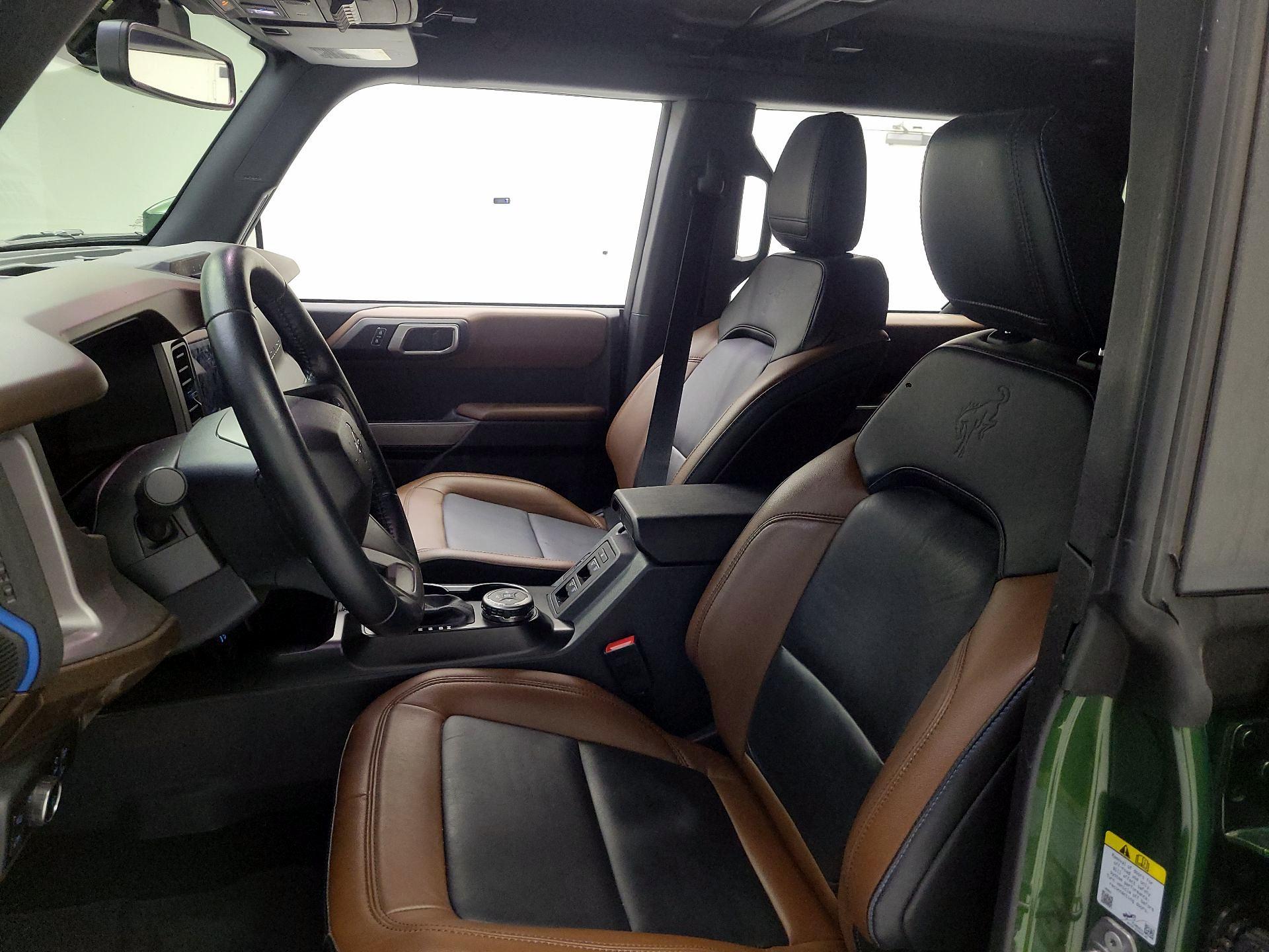 Thumbnail: 2023 Ford Bronco - 9