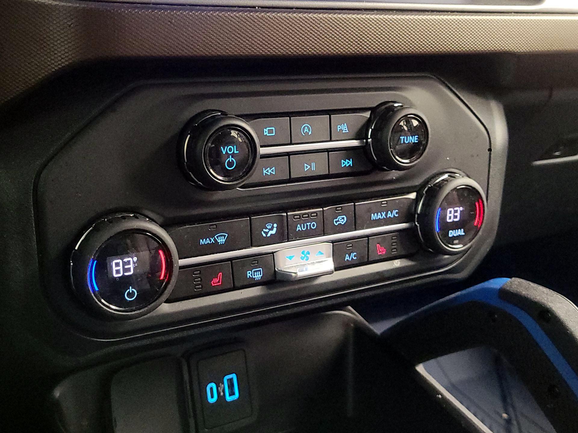 Thumbnail: 2023 Ford Bronco - 15