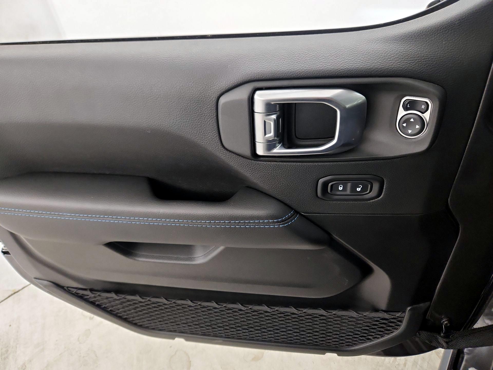 Thumbnail: 2021 Jeep Wrangler - 12