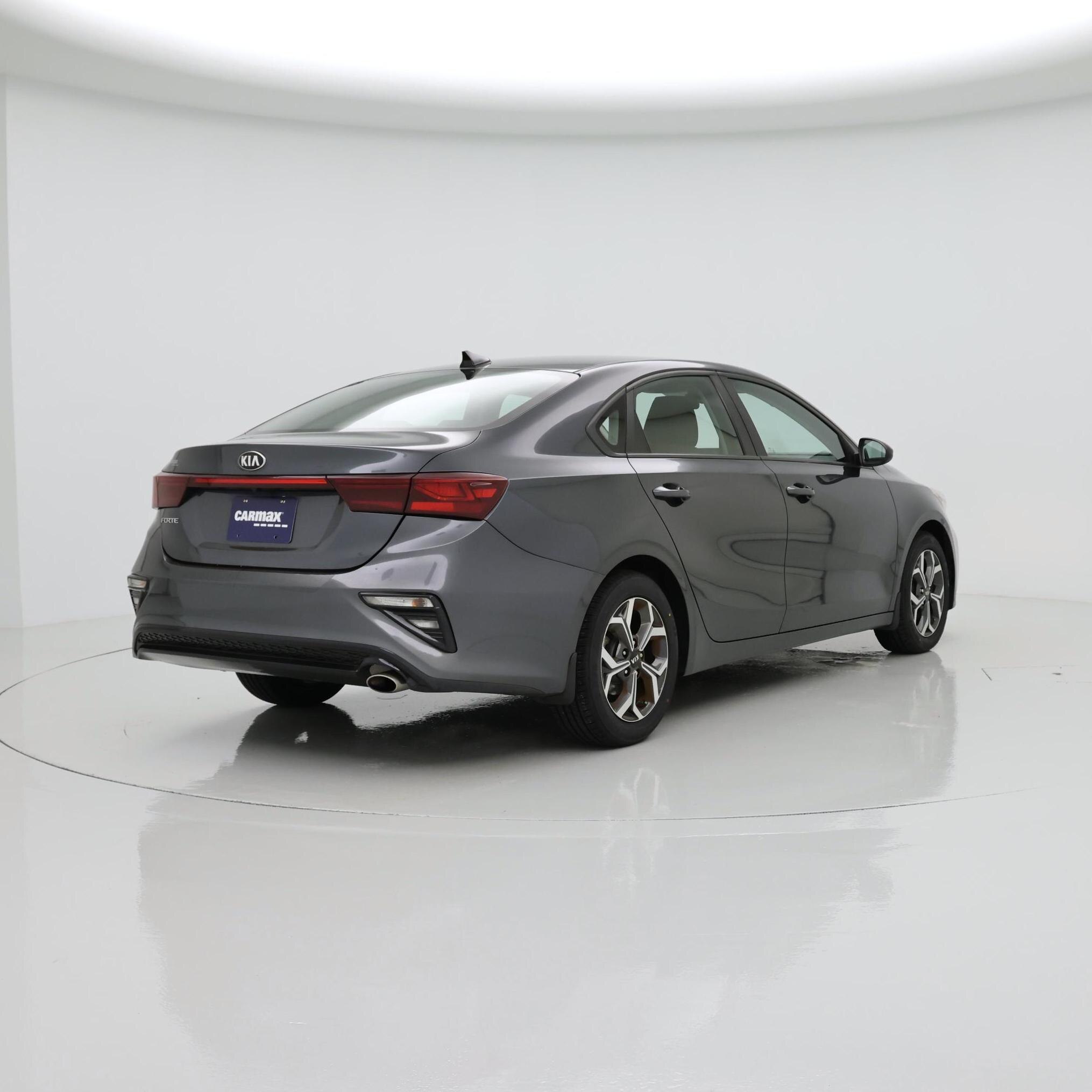 Thumbnail: 2019 Kia Forte - 8