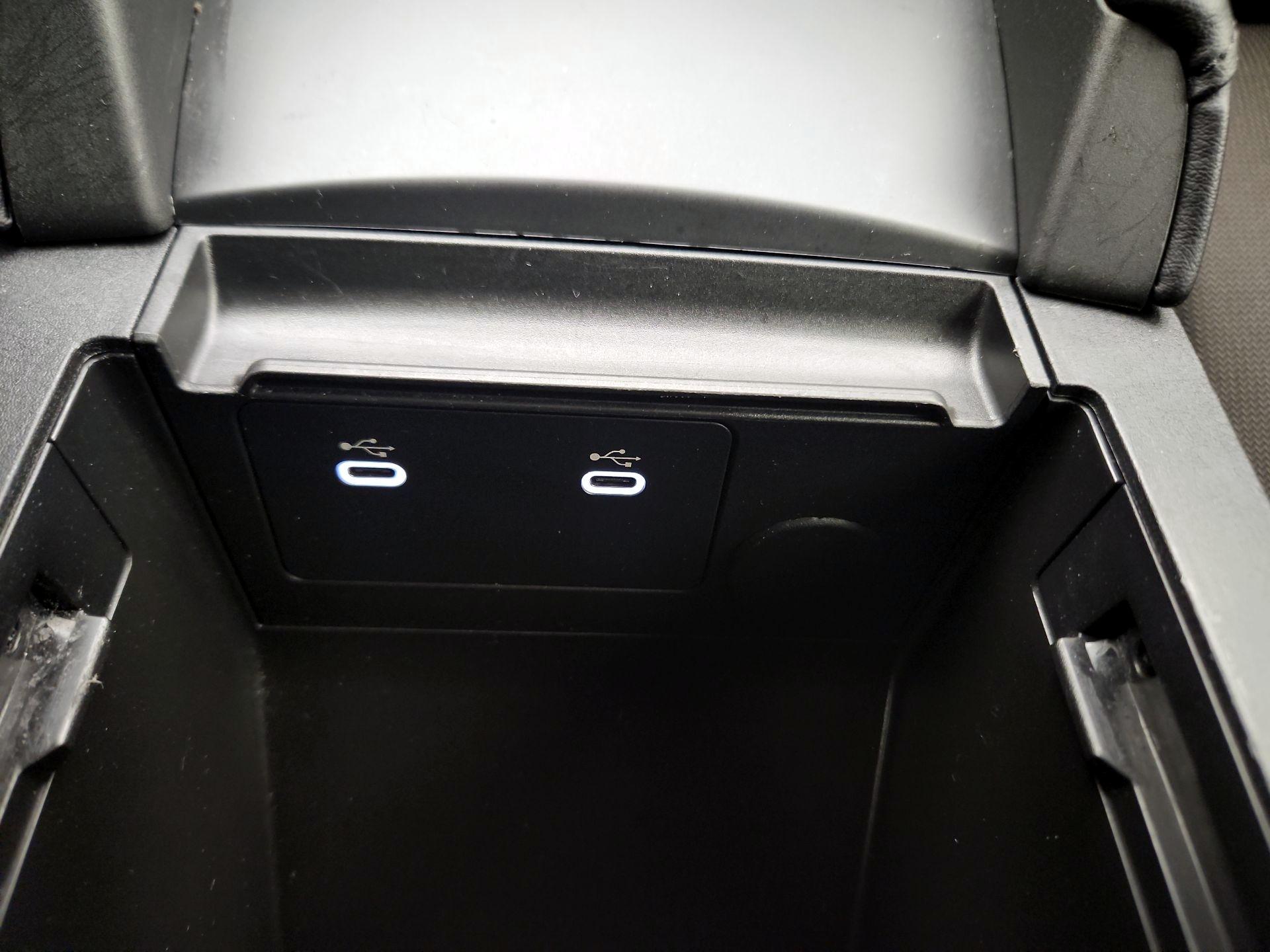 Thumbnail: 2025 Mazda Mazda3 - 18