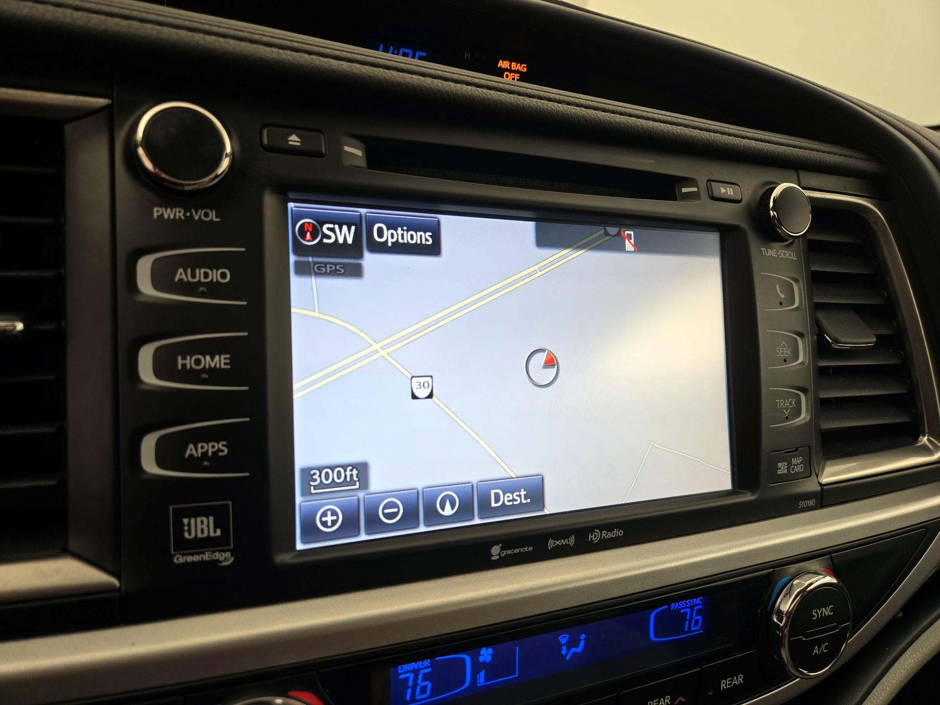 Thumbnail: 2017 Toyota Highlander - 14