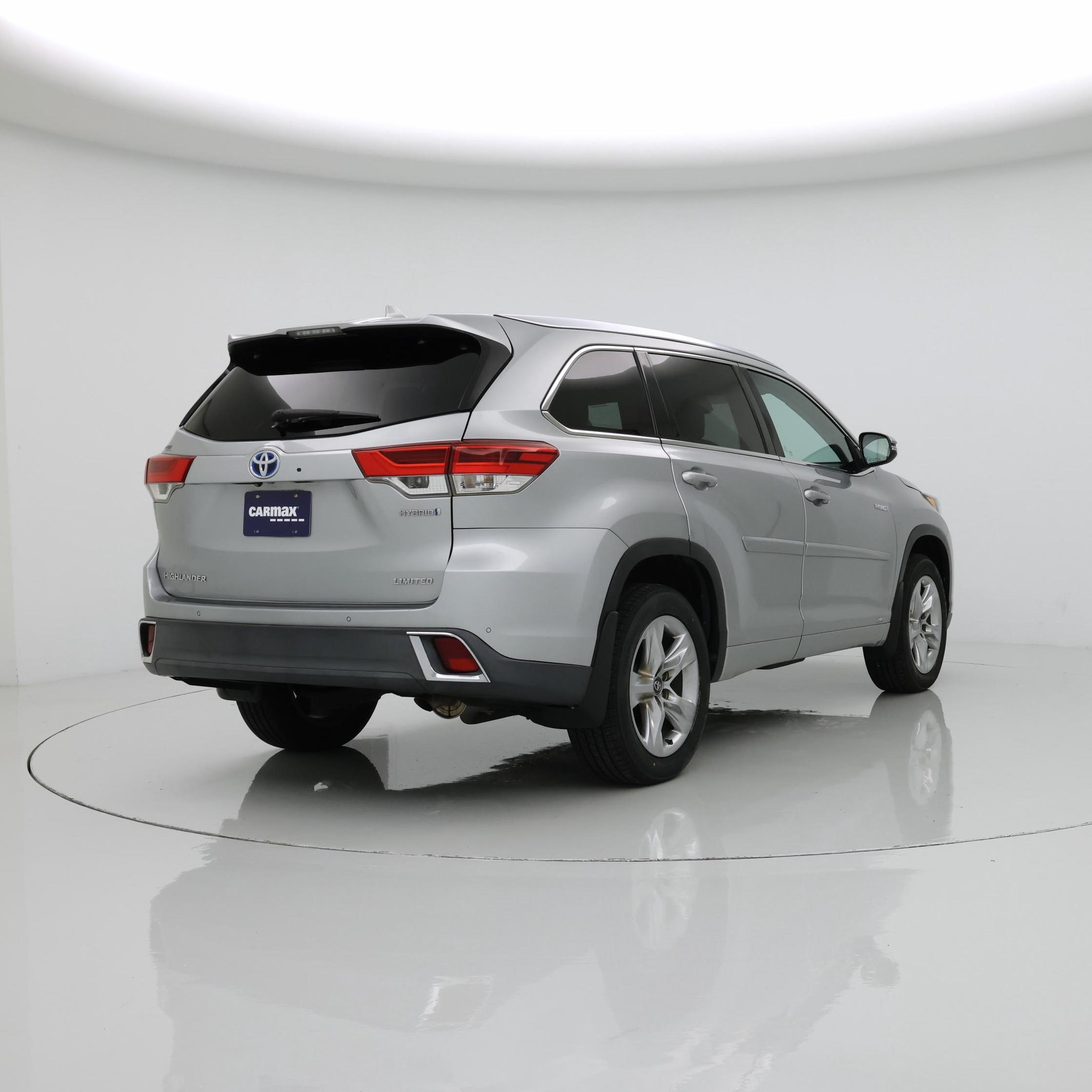 Thumbnail: 2017 Toyota Highlander - 8