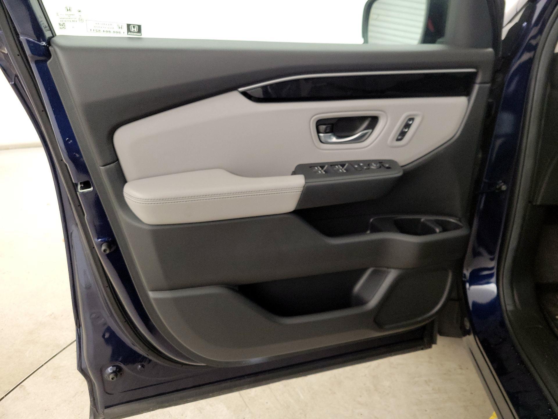 Thumbnail: 2025 Honda Pilot - 12