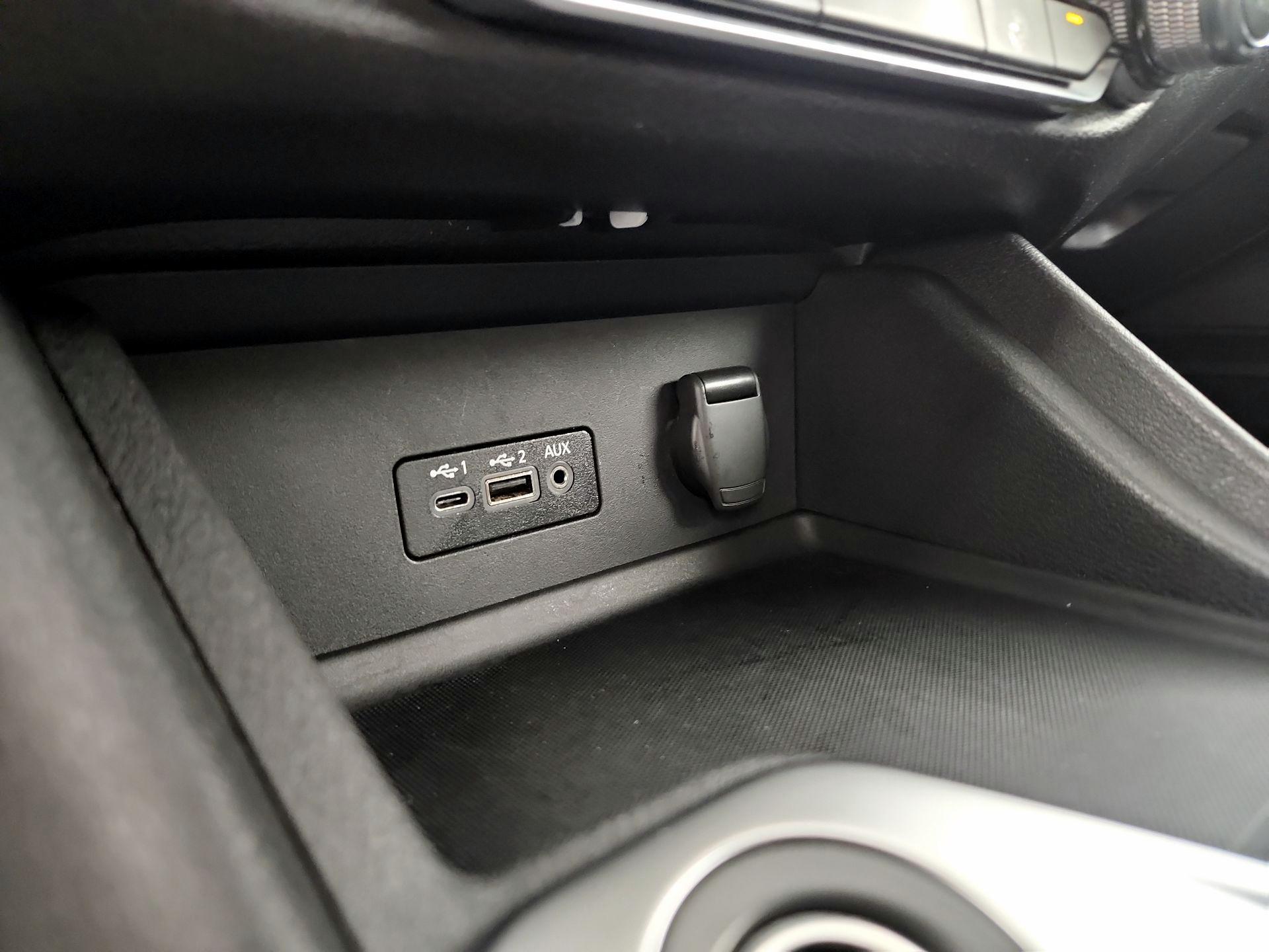 Thumbnail: 2021 Nissan Sentra - 15