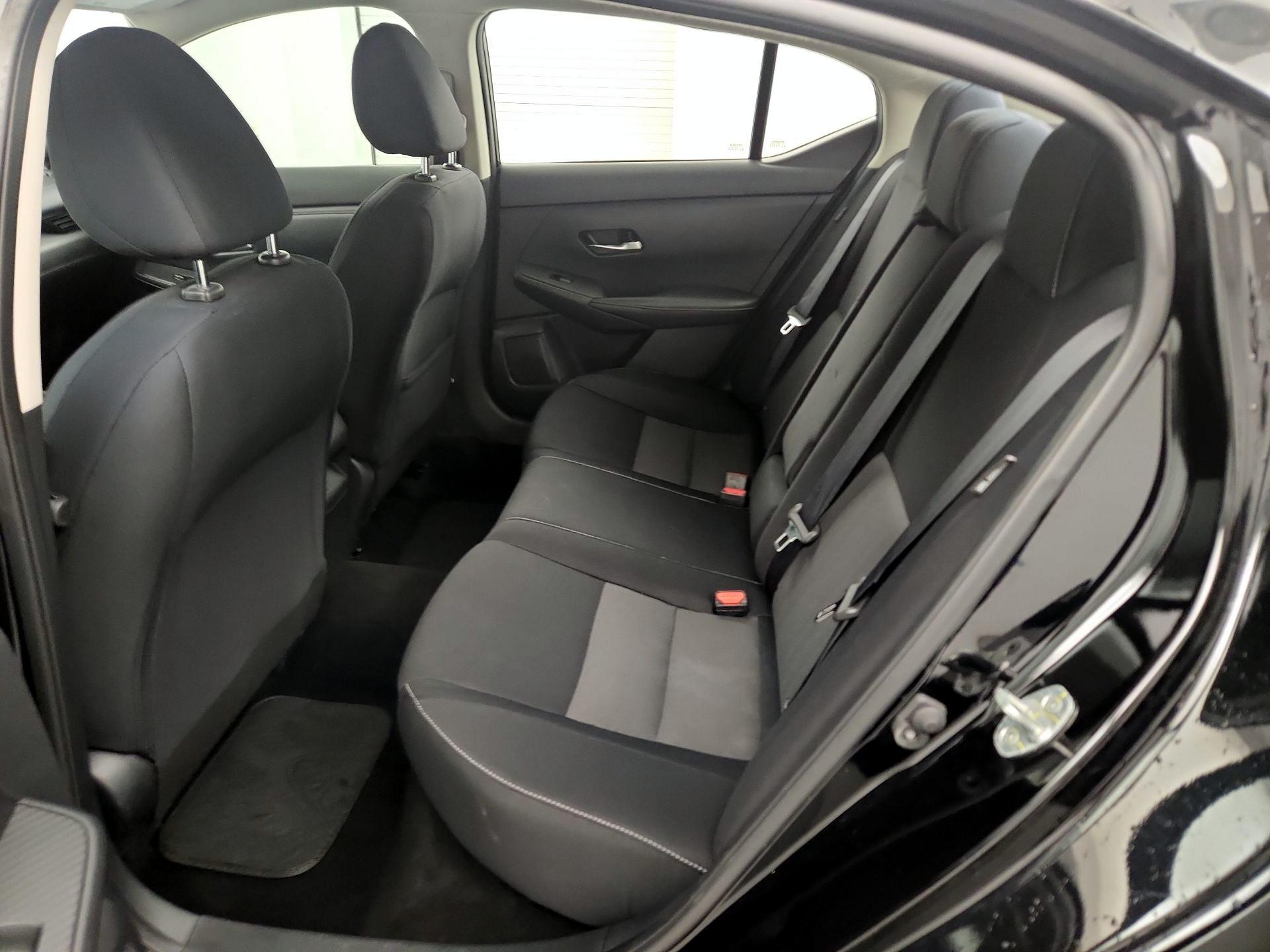 Thumbnail: 2021 Nissan Sentra - 16