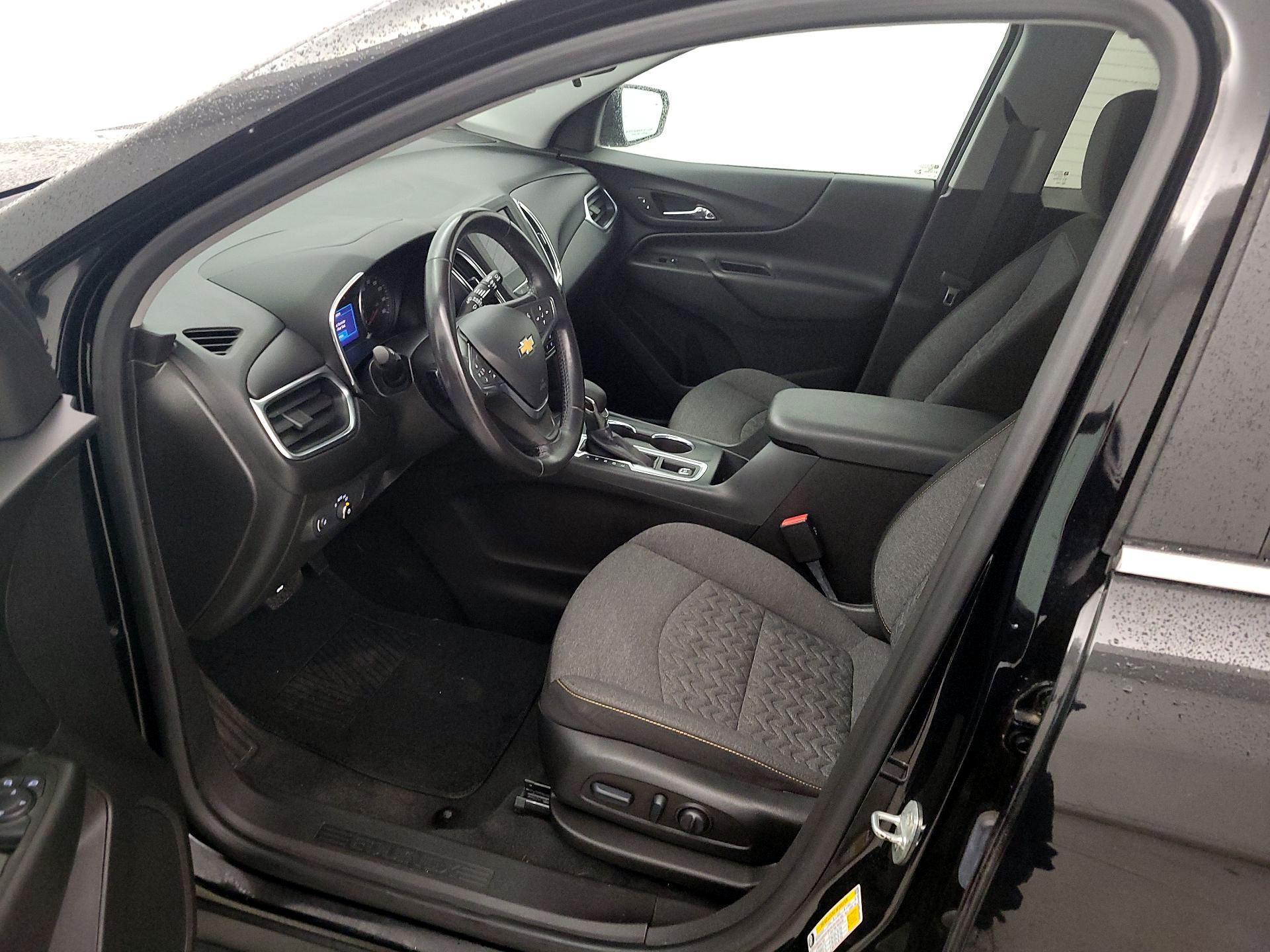 Thumbnail: 2022 Chevrolet Equinox - 11