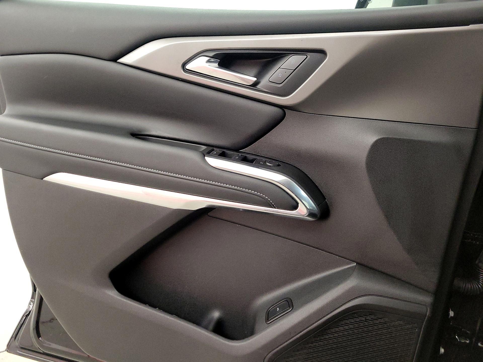 Thumbnail: 2025 Chevrolet Traverse - 12