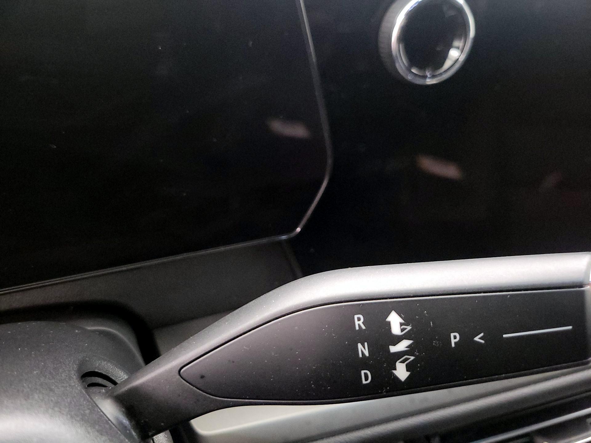 Thumbnail: 2025 Chevrolet Traverse - 18