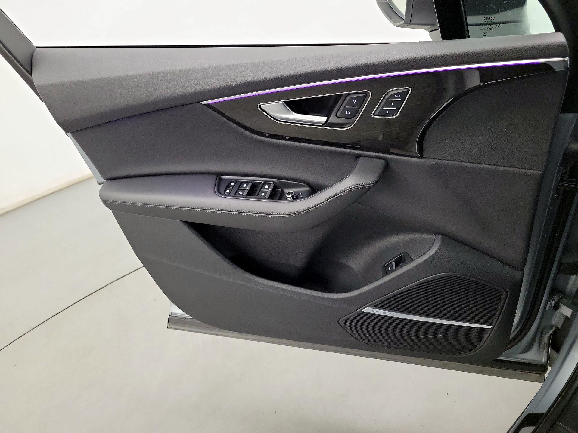 Thumbnail: 2024 Audi Q7 - 12