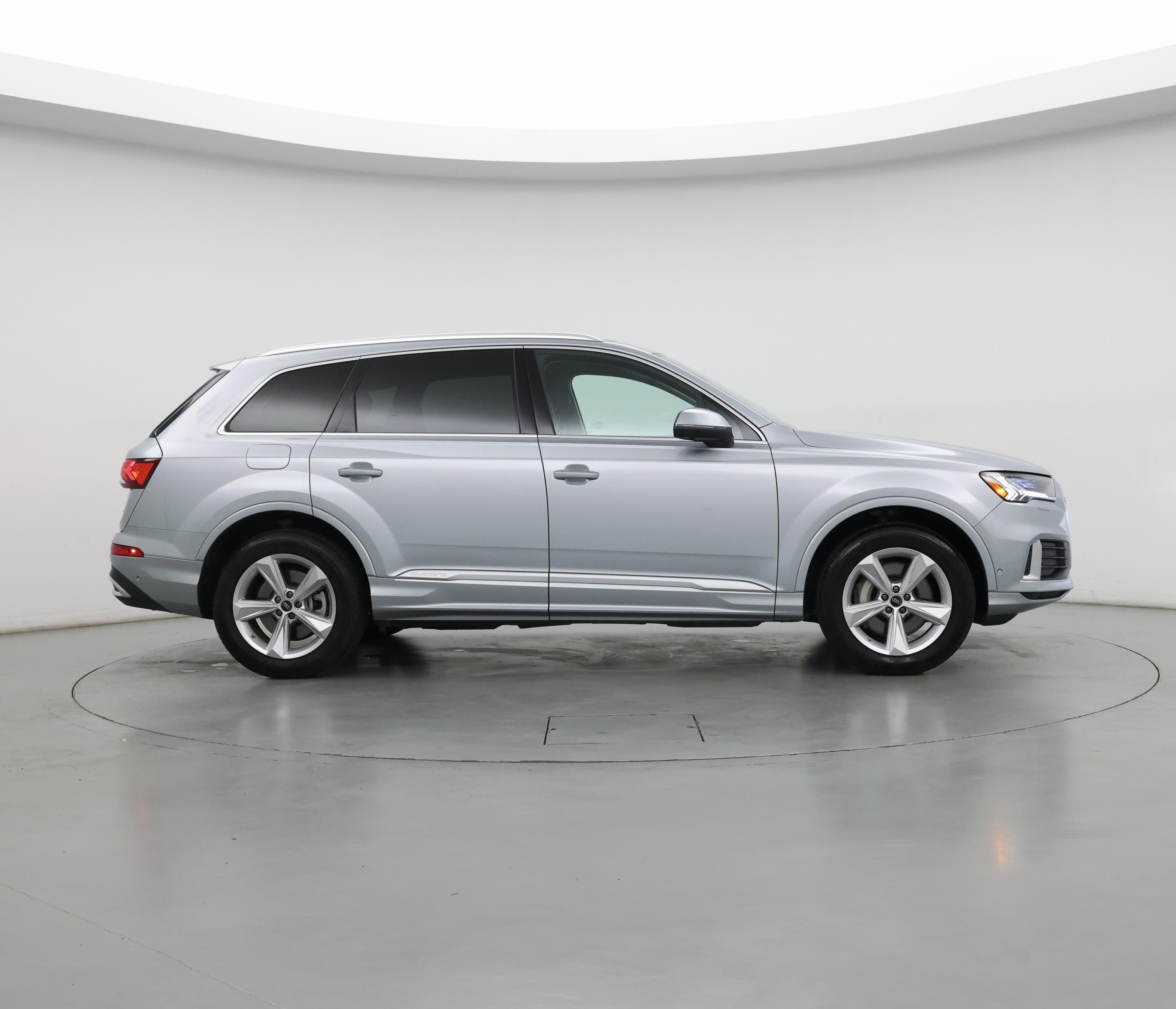 Thumbnail: 2024 Audi Q7 - 7