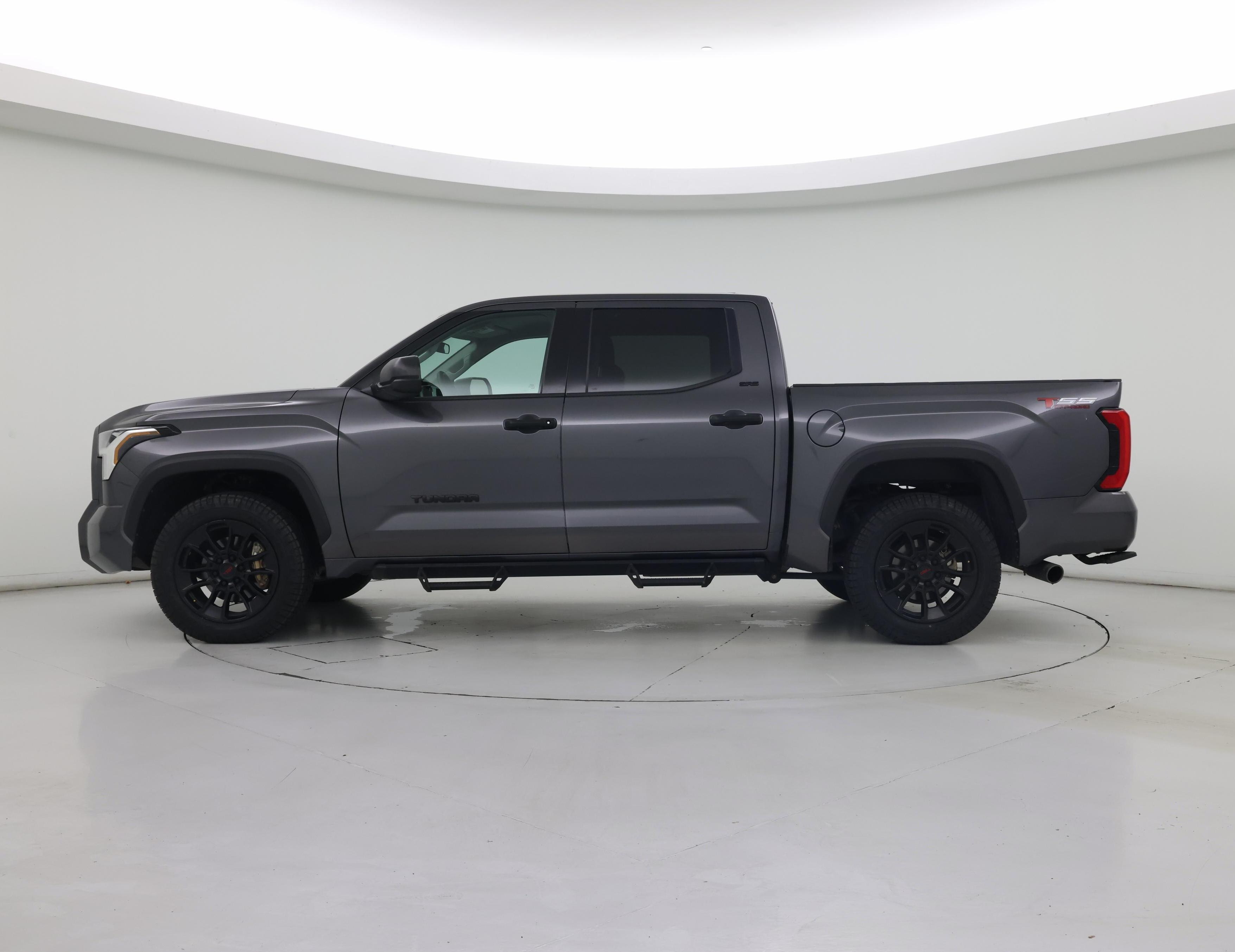 Thumbnail: 2023 Toyota Tundra - 3