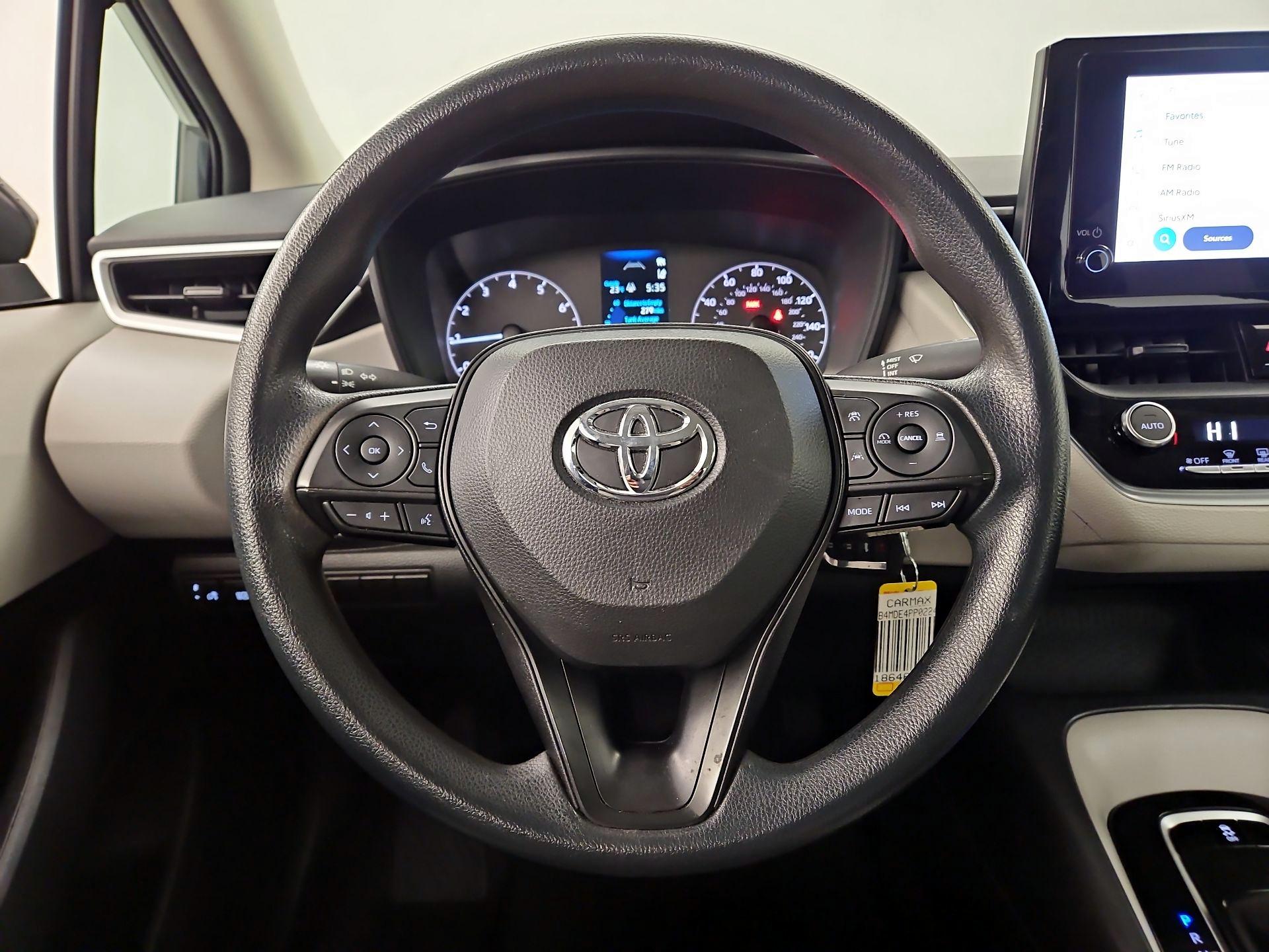 Thumbnail: 2023 Toyota Corolla - 10