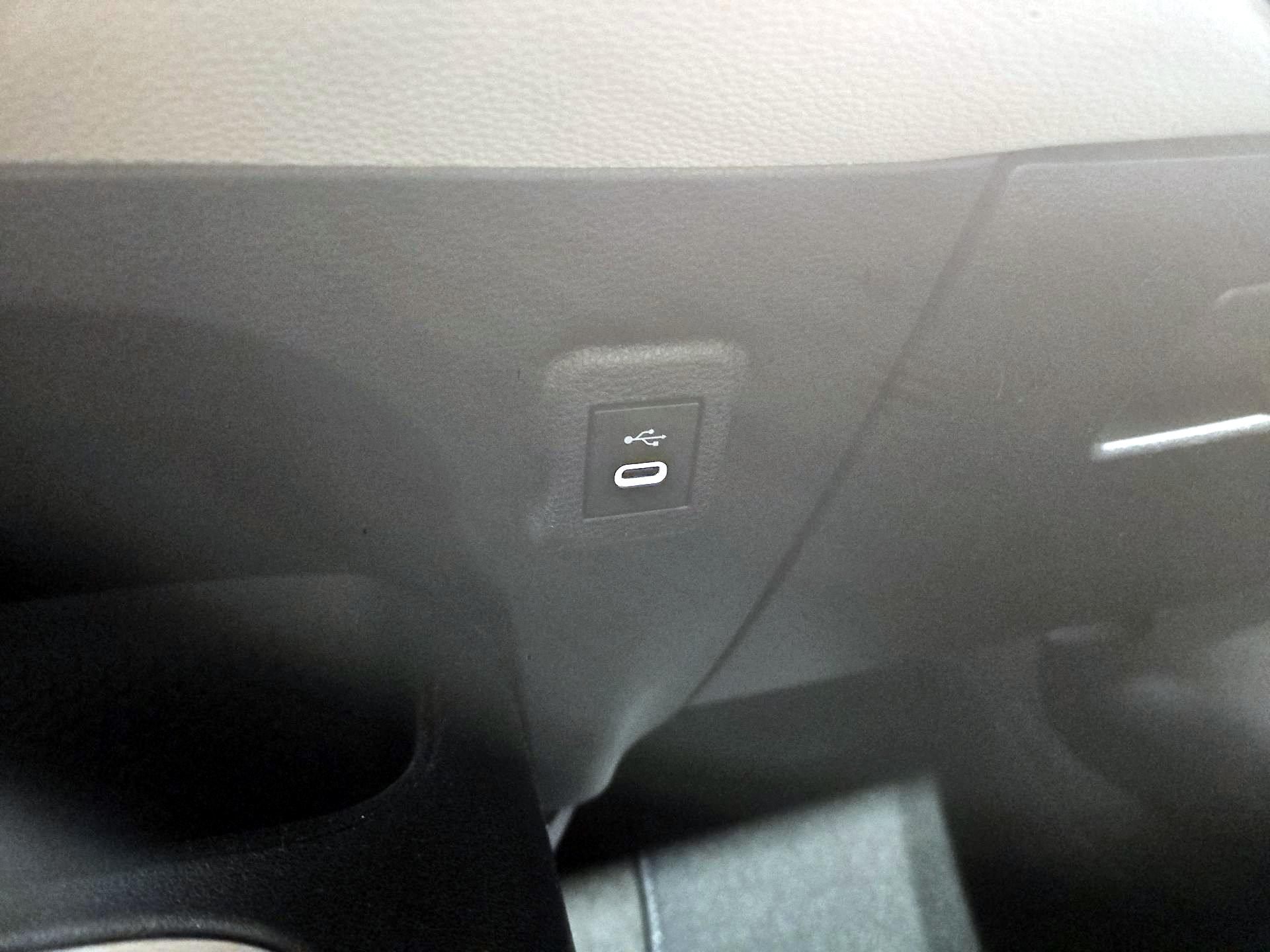 Thumbnail: 2023 Toyota Corolla - 18