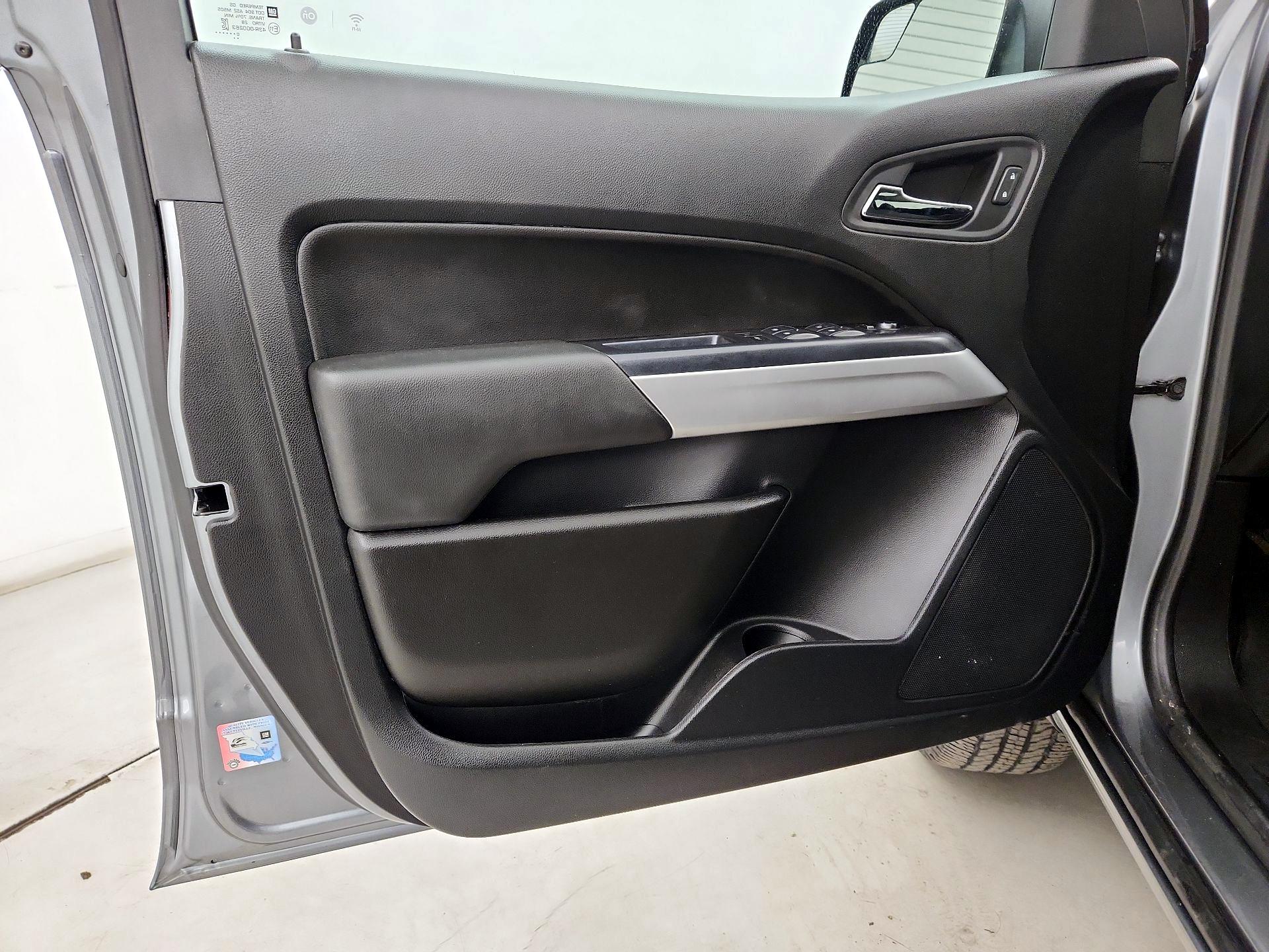 Thumbnail: 2021 Chevrolet Colorado - 12