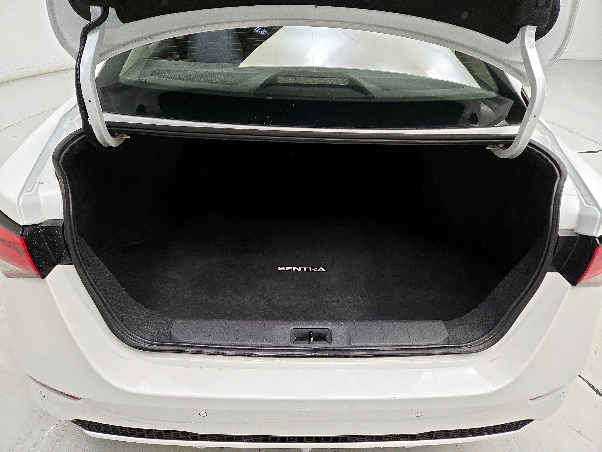 Thumbnail: 2022 Nissan Sentra - 20