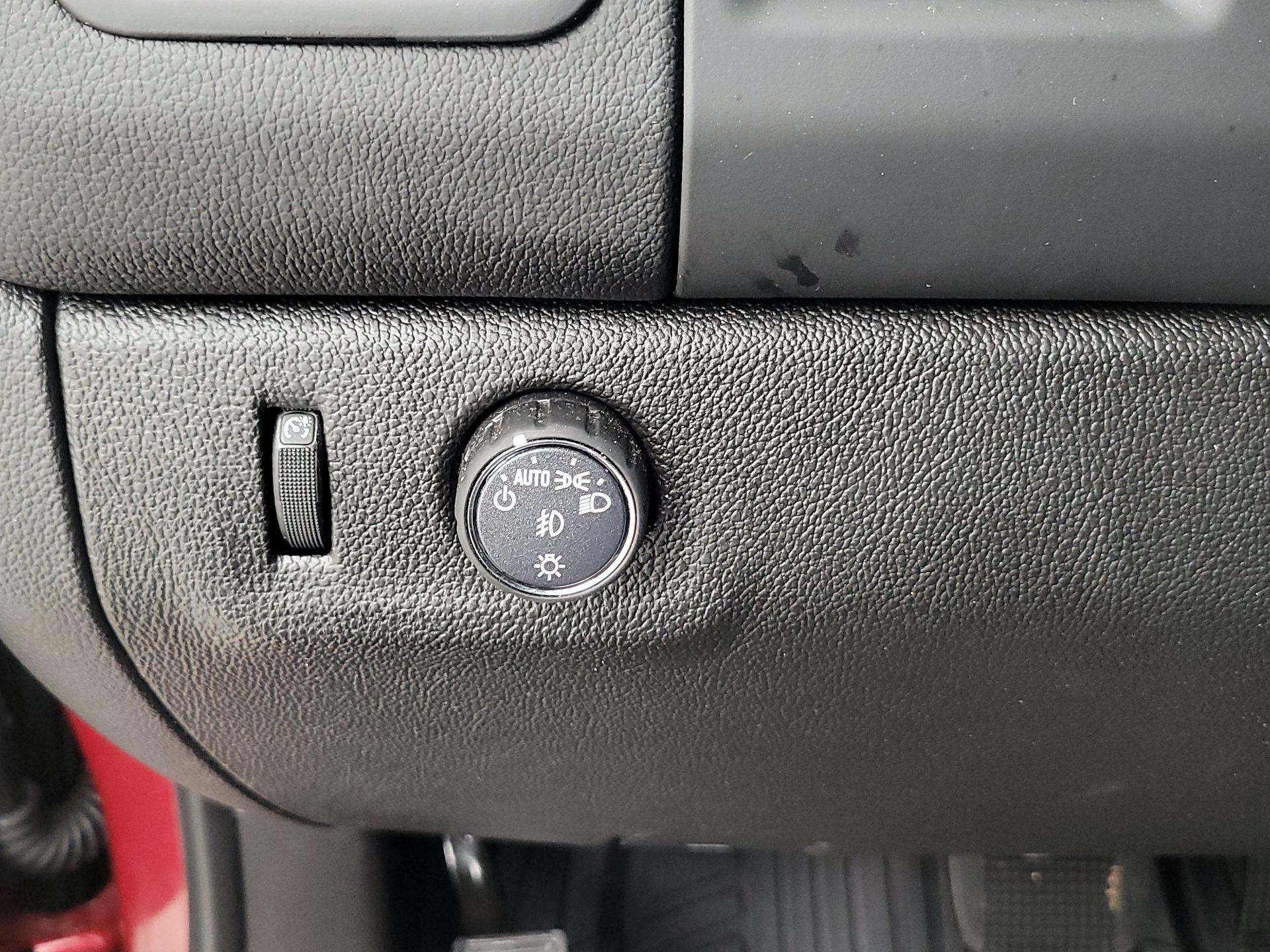 Thumbnail: 2020 Chevrolet Colorado - 13