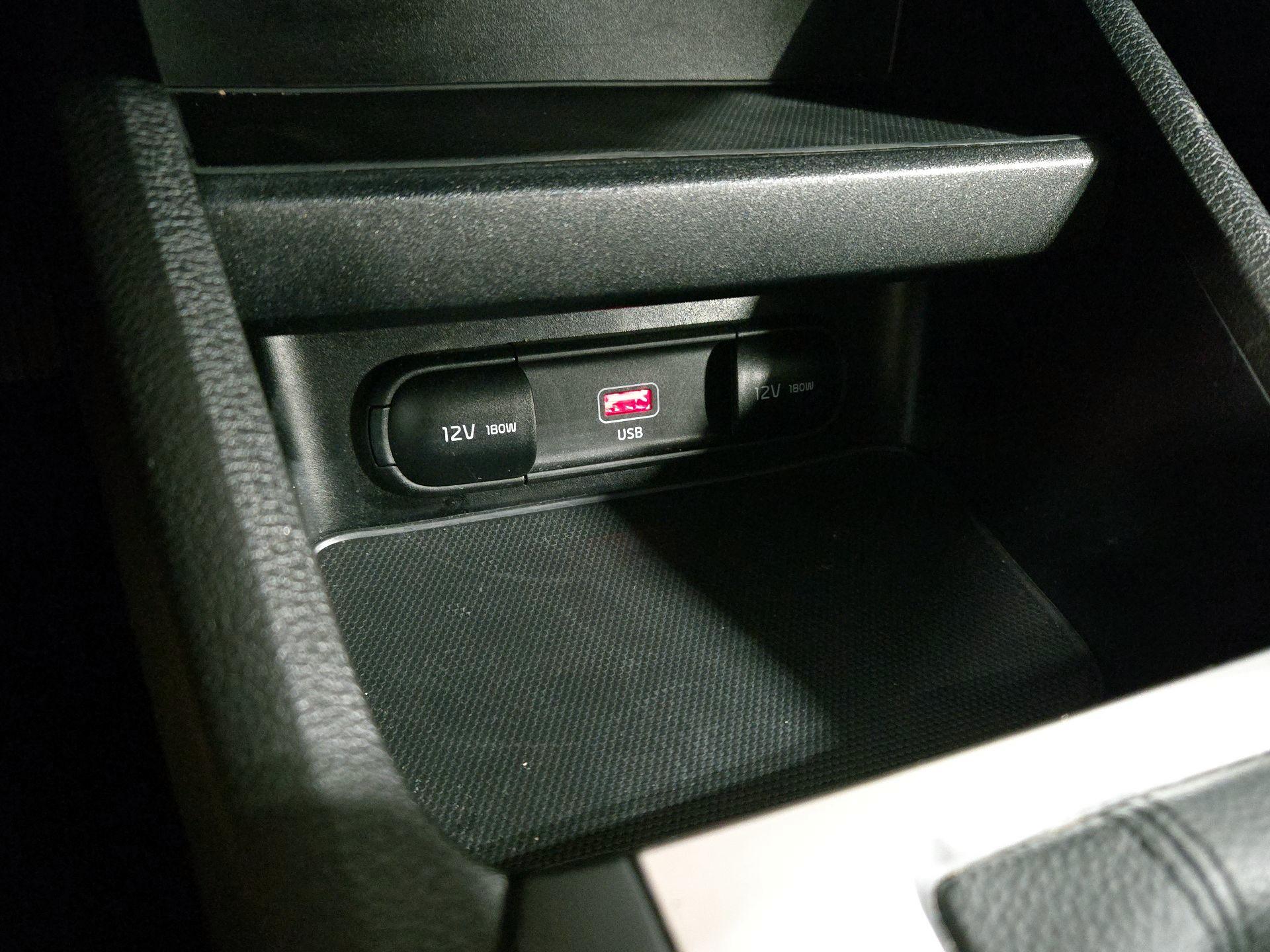 Thumbnail: 2023 Kia Forte - 18