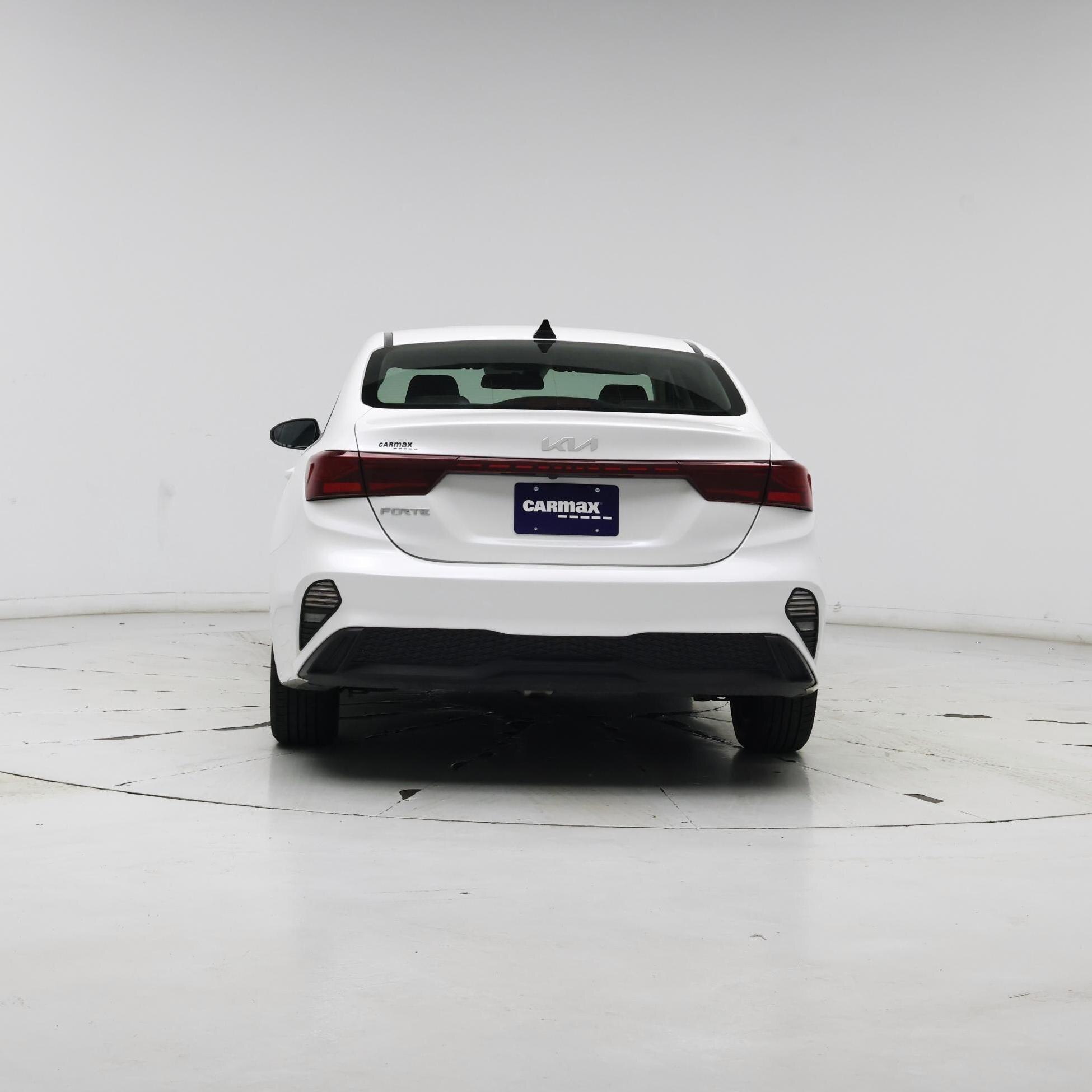 Thumbnail: 2023 Kia Forte - 6