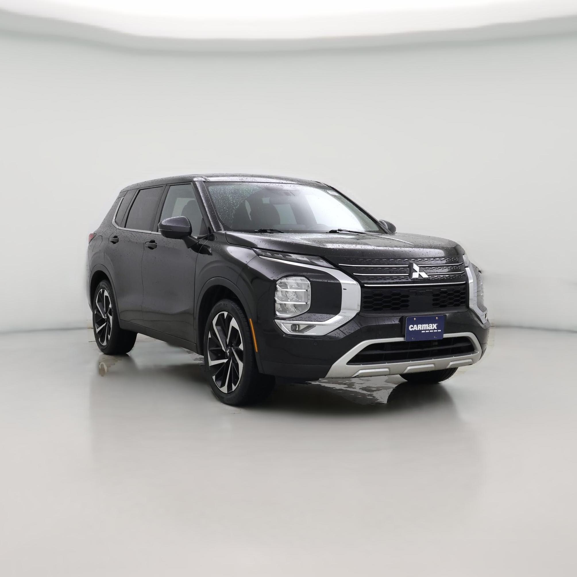 Thumbnail: 2022 Mitsubishi Outlander - 1