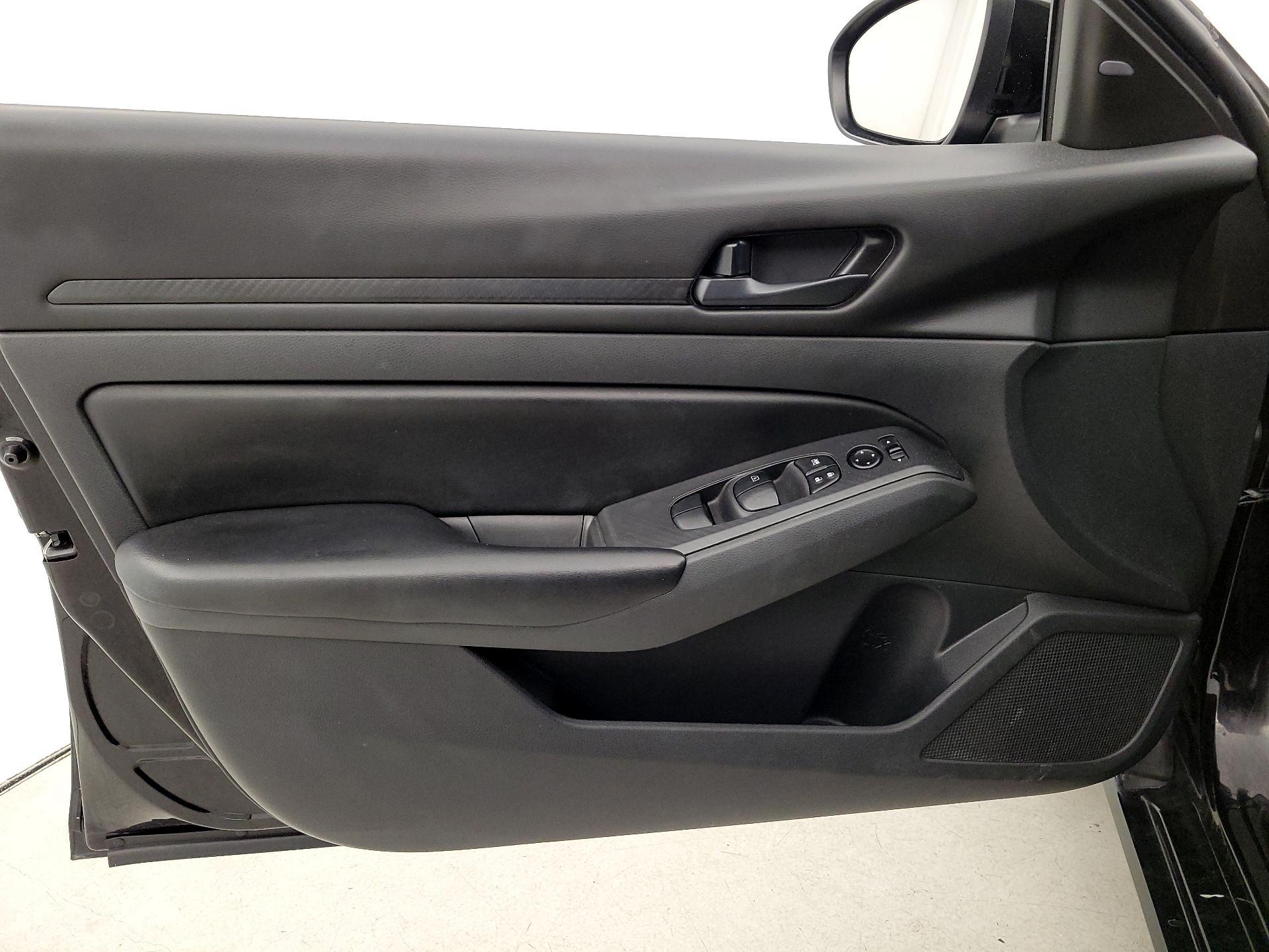 Thumbnail: 2023 Nissan Altima - 12