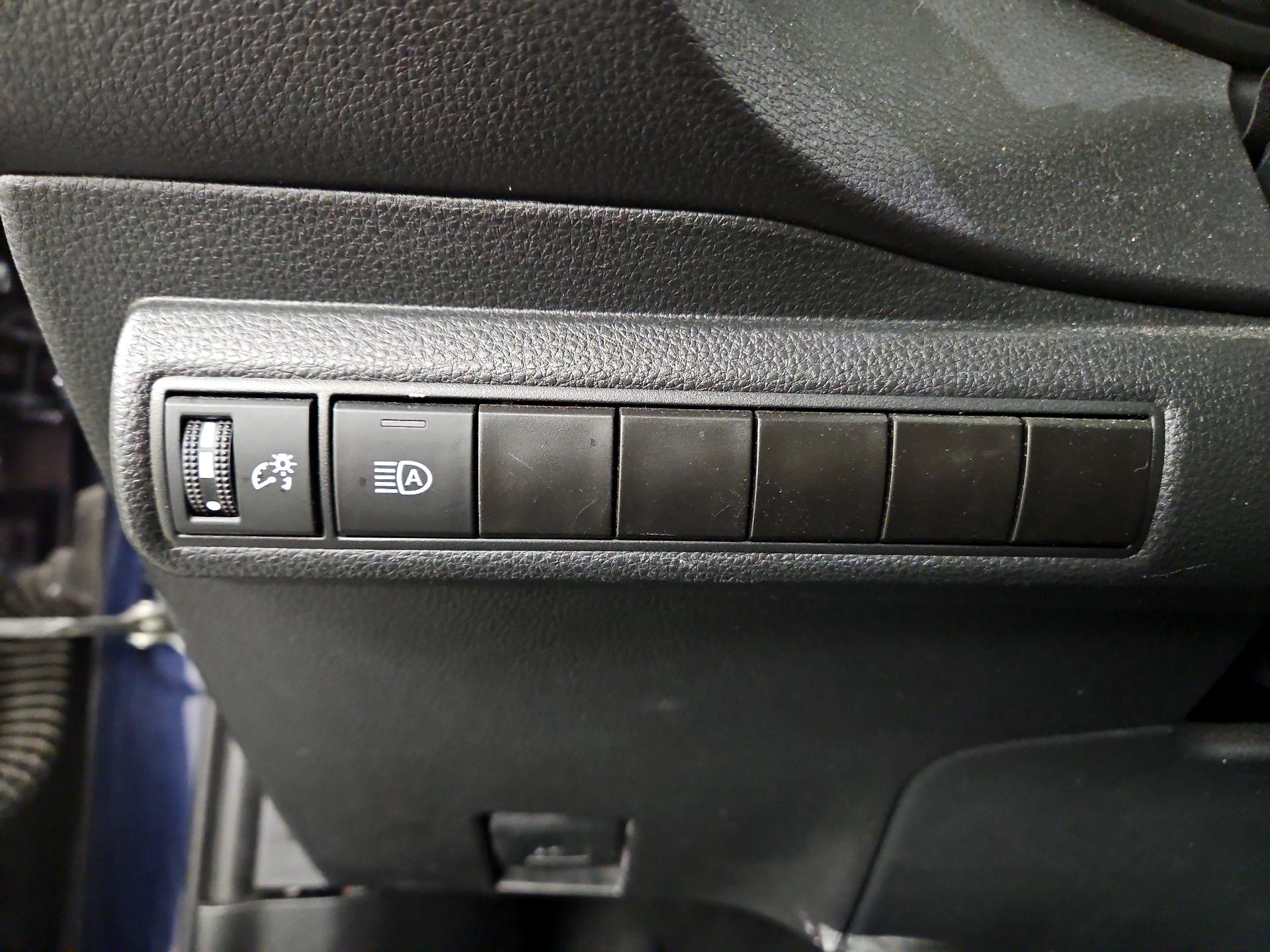 Thumbnail: 2023 Toyota Corolla - 13