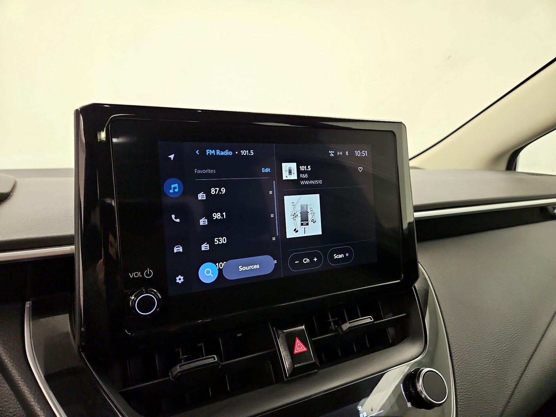 Thumbnail: 2023 Toyota Corolla - 15