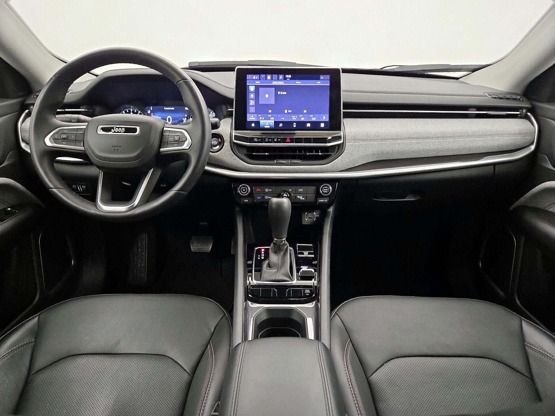 Thumbnail: 2022 Jeep Compass - 9