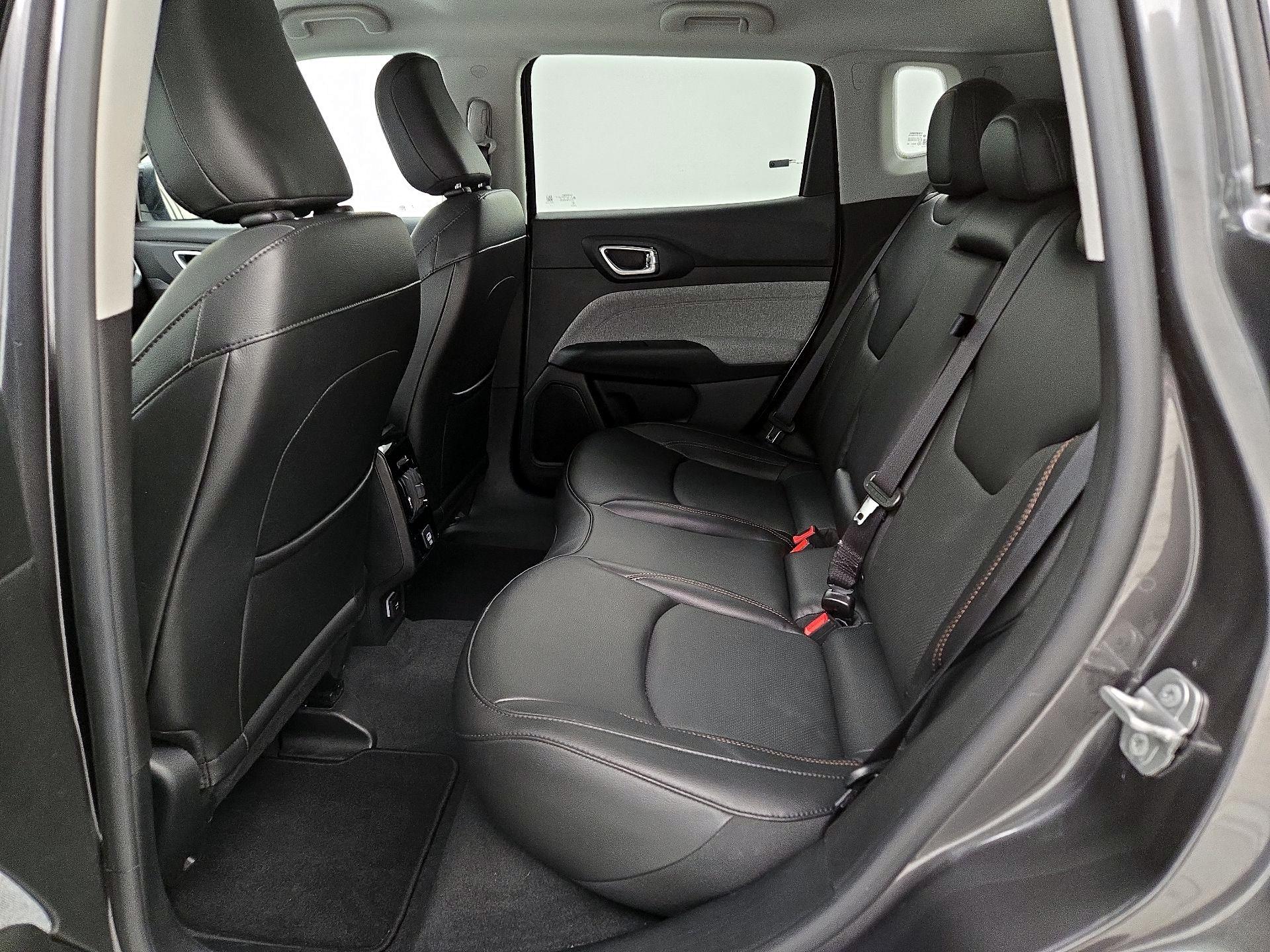 Thumbnail: 2022 Jeep Compass - 19