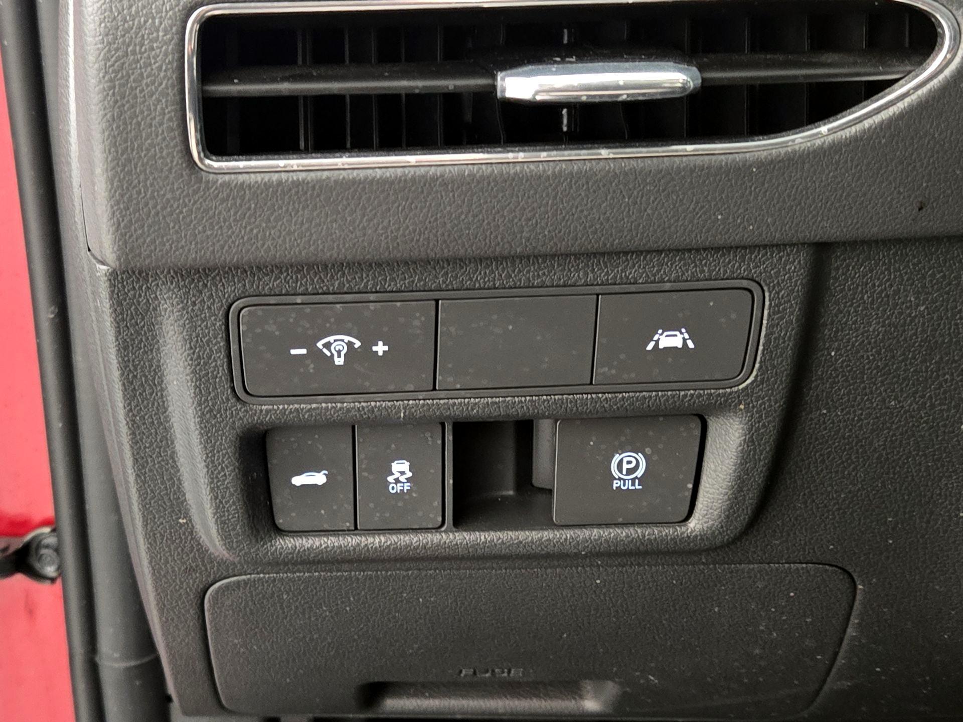 Thumbnail: 2023 Hyundai Sonata - 13