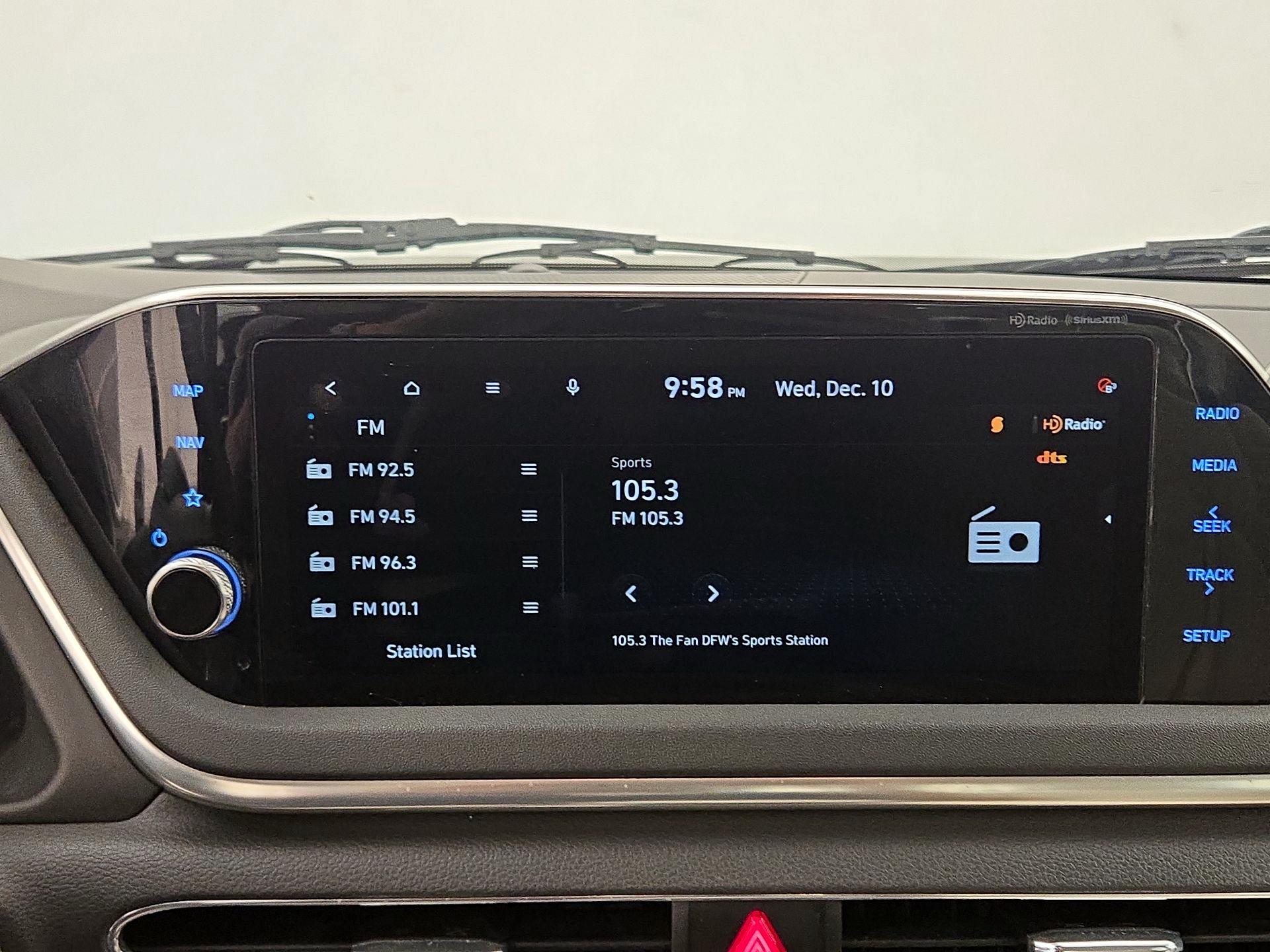 Thumbnail: 2023 Hyundai Sonata - 16