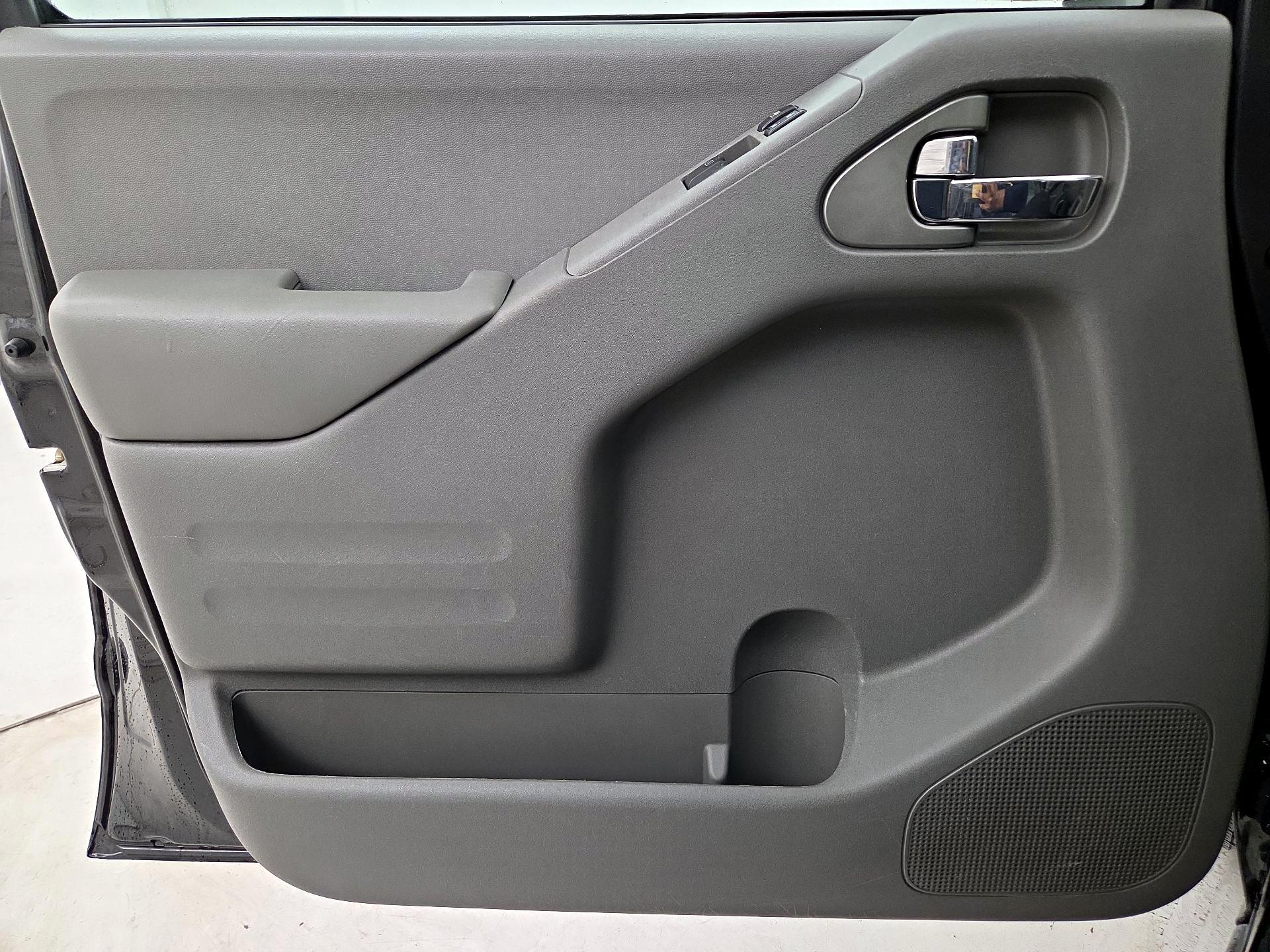 Thumbnail: 2020 Nissan Frontier - 12