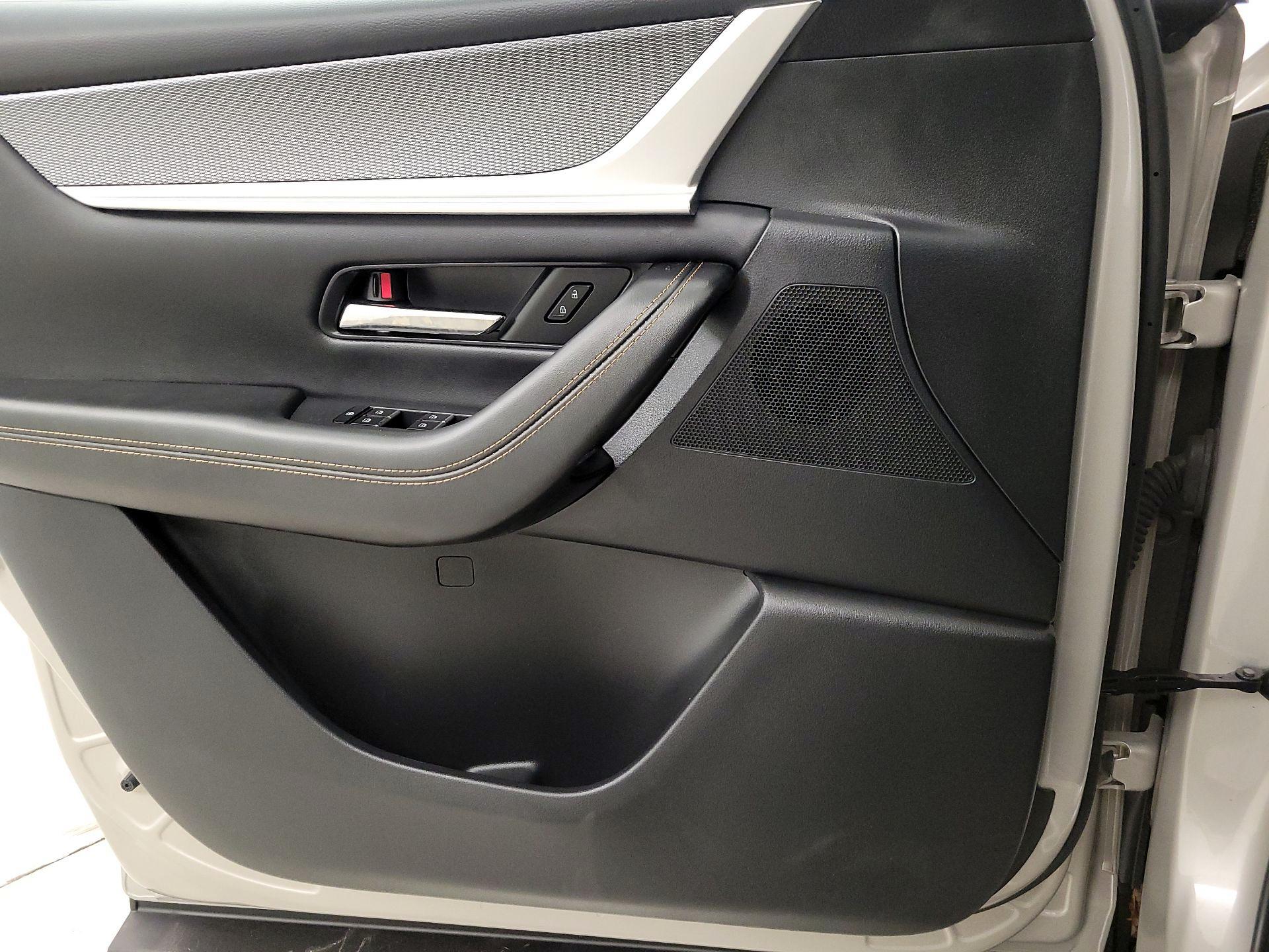 Thumbnail: 2024 Mazda CX-90 - 12