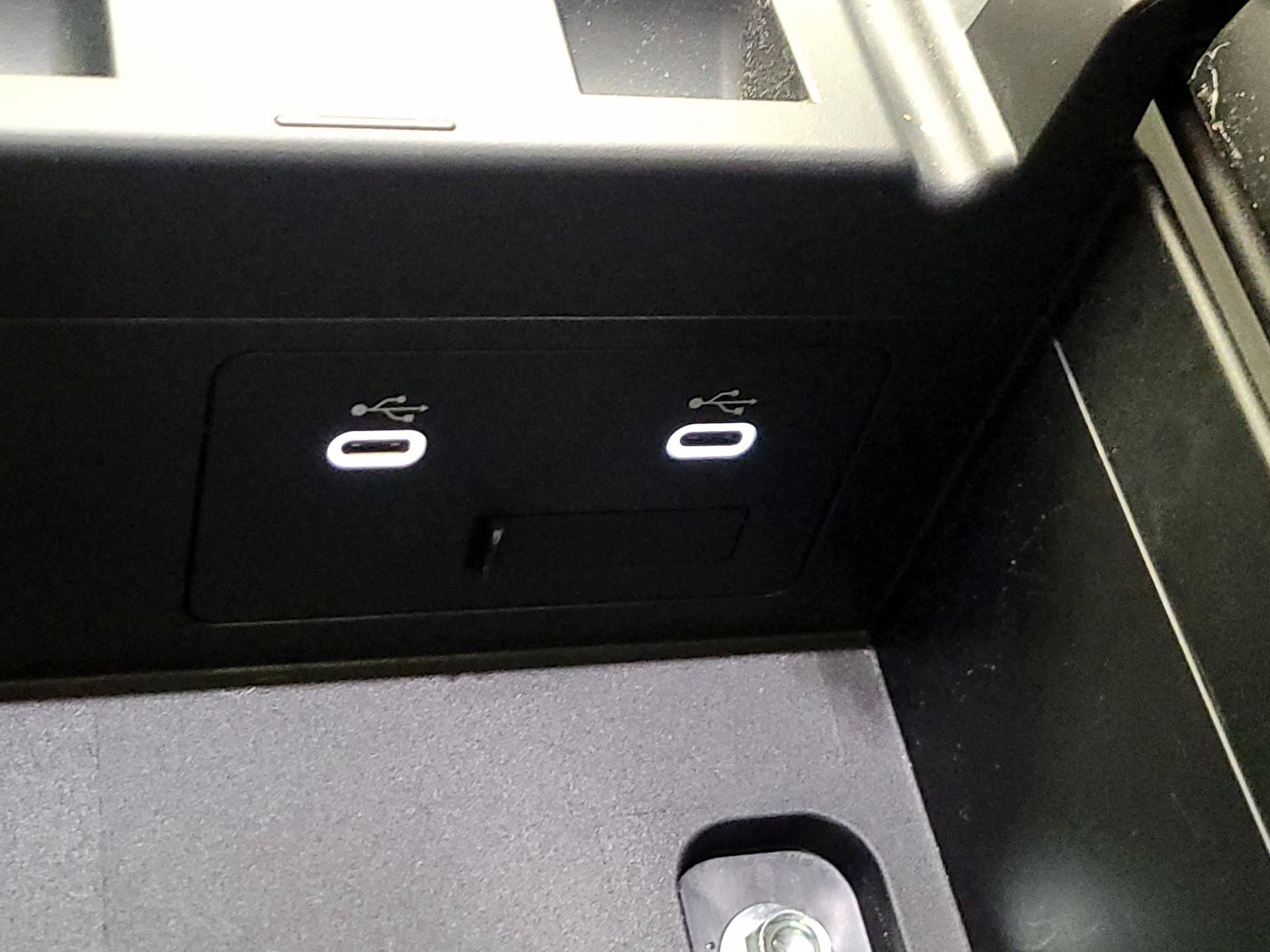 Thumbnail: 2024 Mazda CX-90 - 18