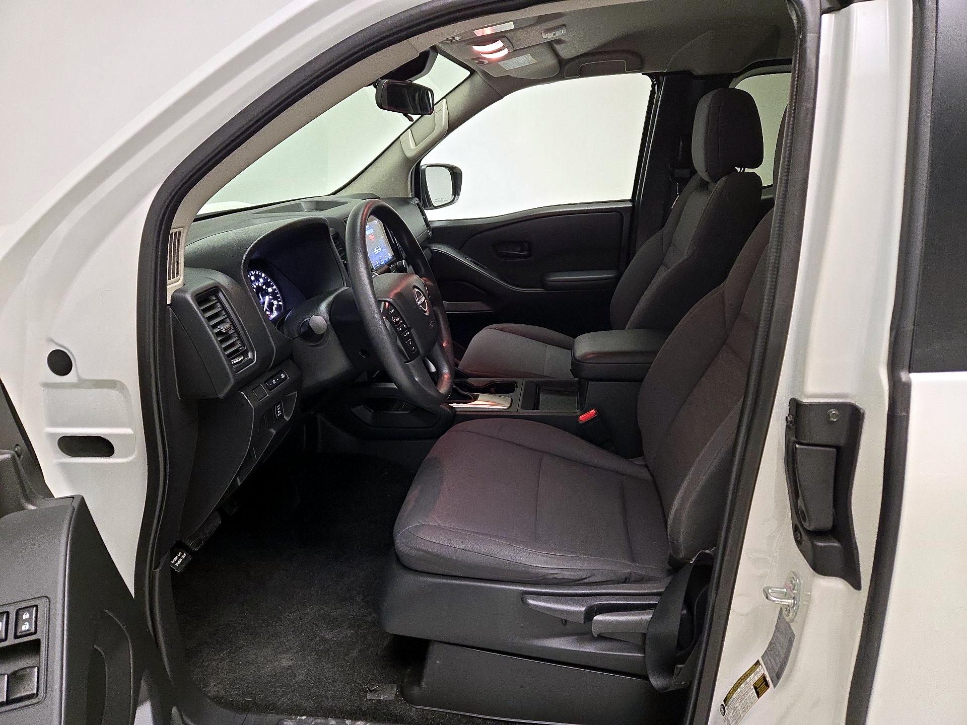 Thumbnail: 2024 Nissan Frontier - 11