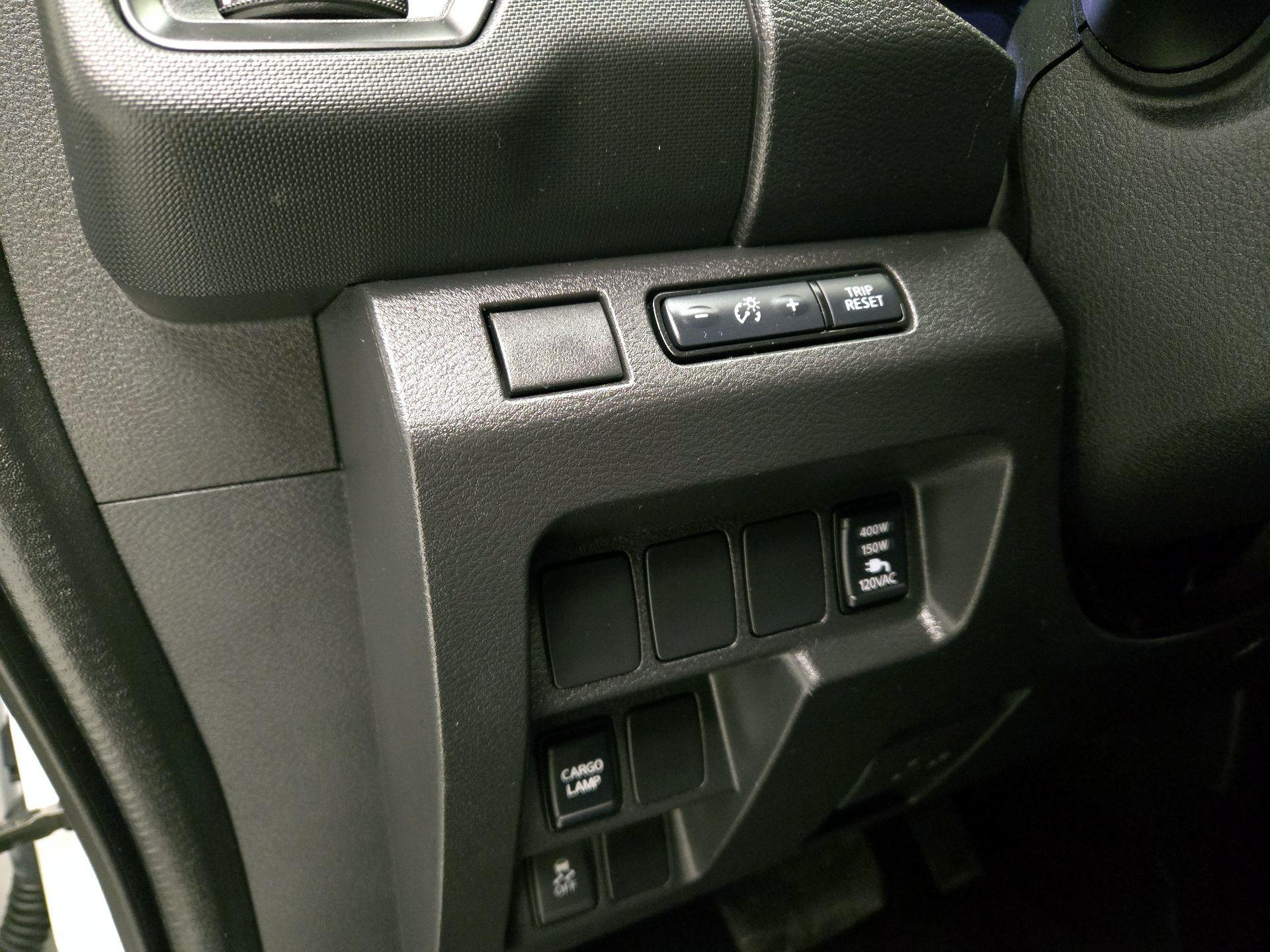 Thumbnail: 2024 Nissan Frontier - 13