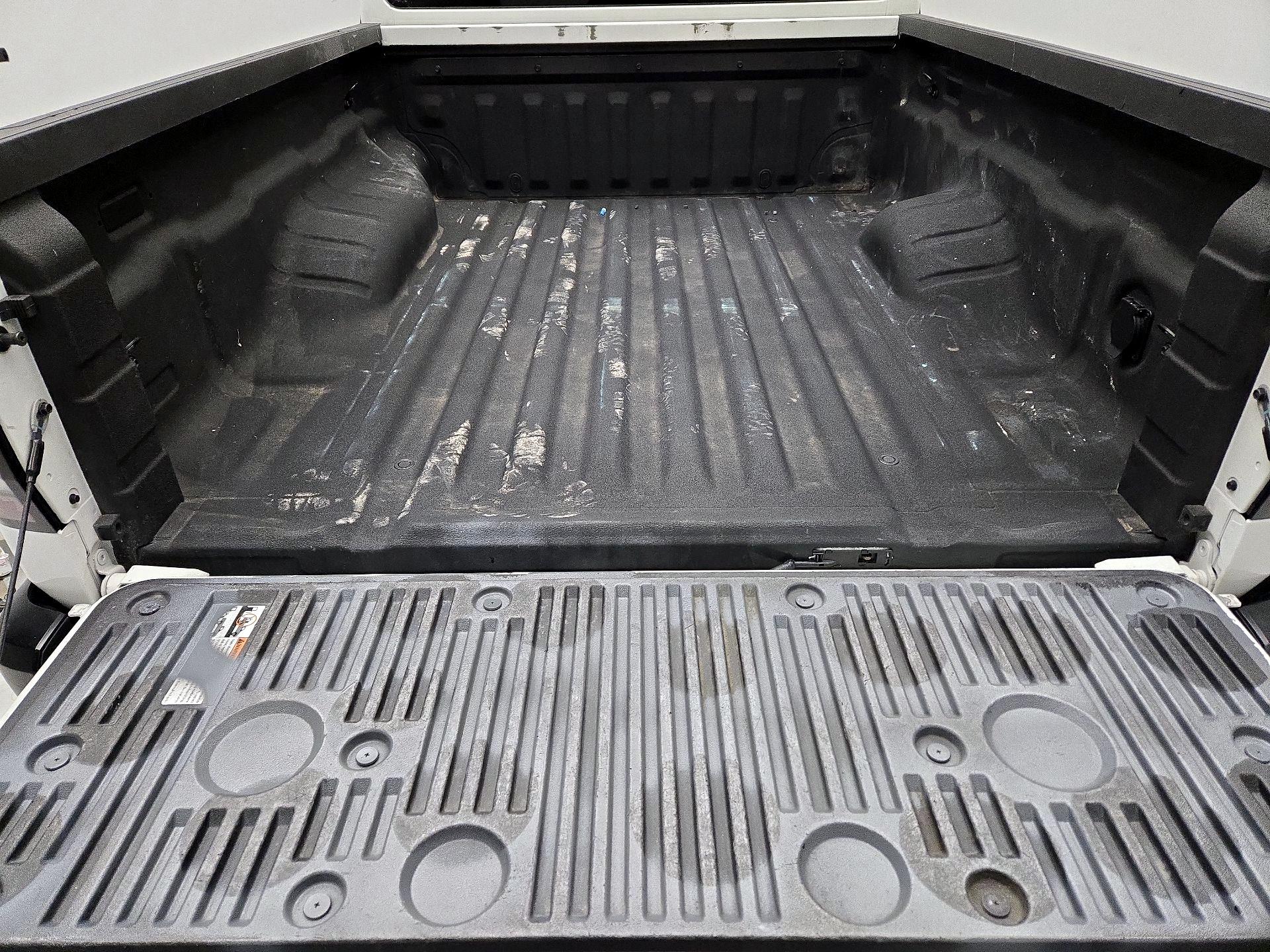 Thumbnail: 2024 Nissan Frontier - 20