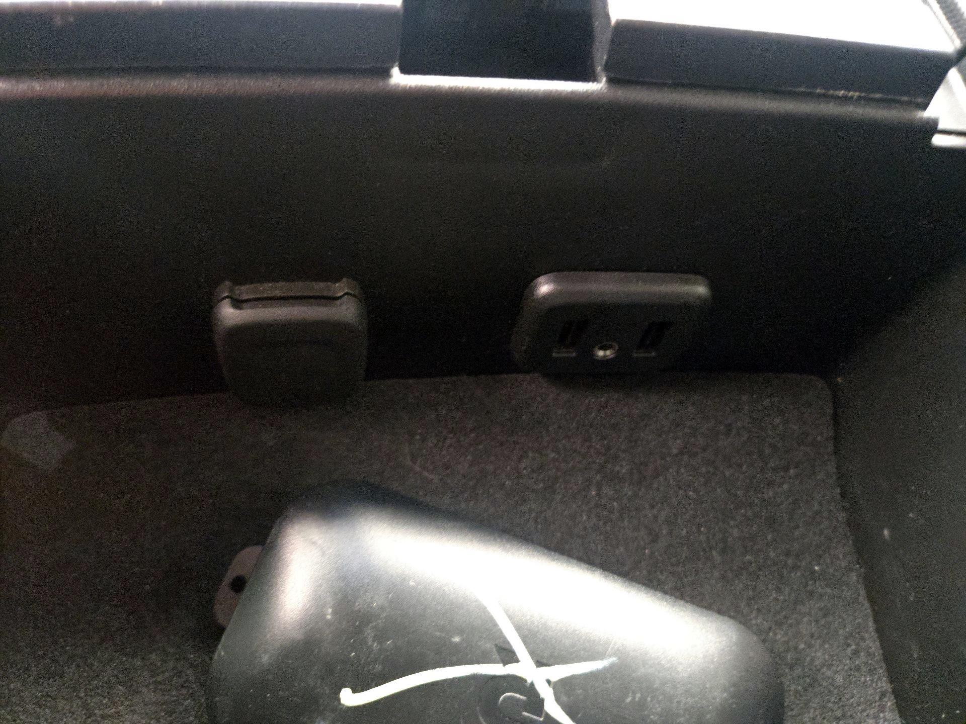 Thumbnail: 2018 Chevrolet Silverado 1500 - 19