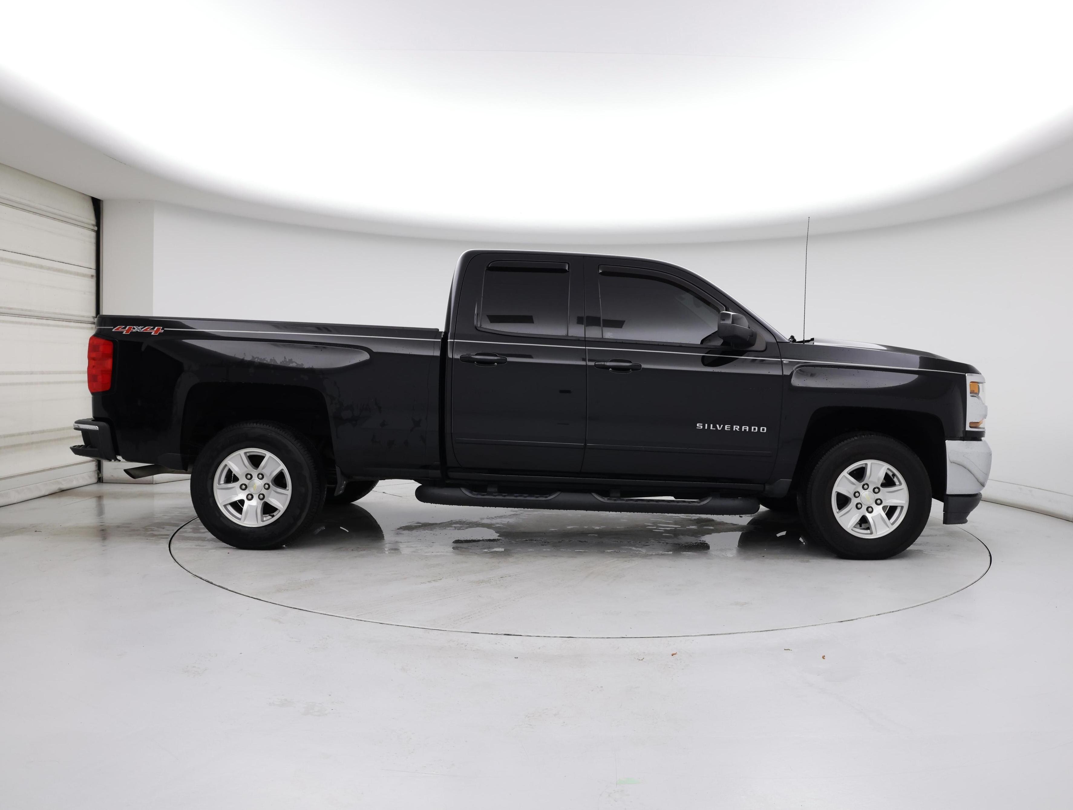 Thumbnail: 2018 Chevrolet Silverado 1500 - 7