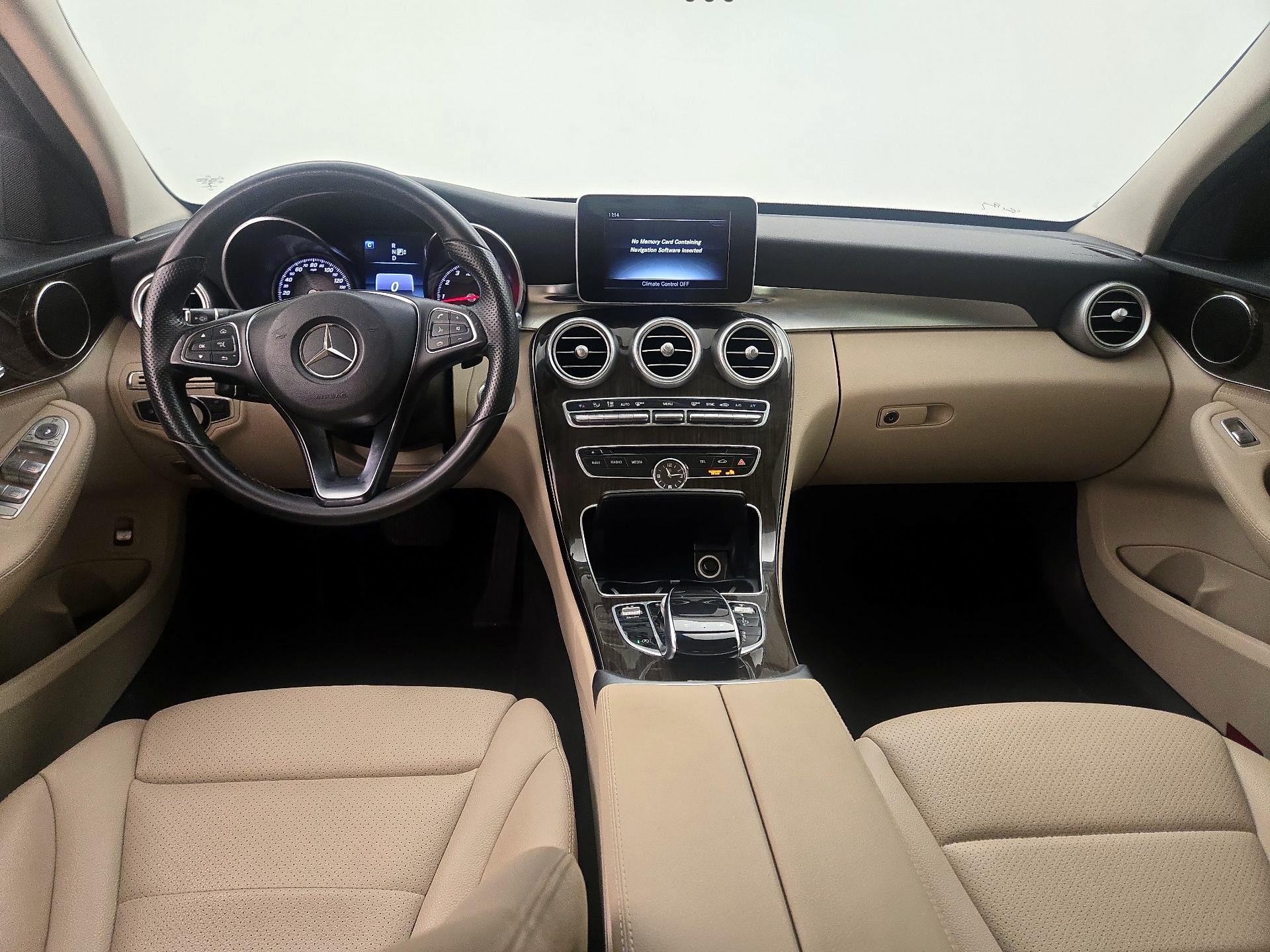 Thumbnail: 2015 Mercedes-Benz C-Class - 9