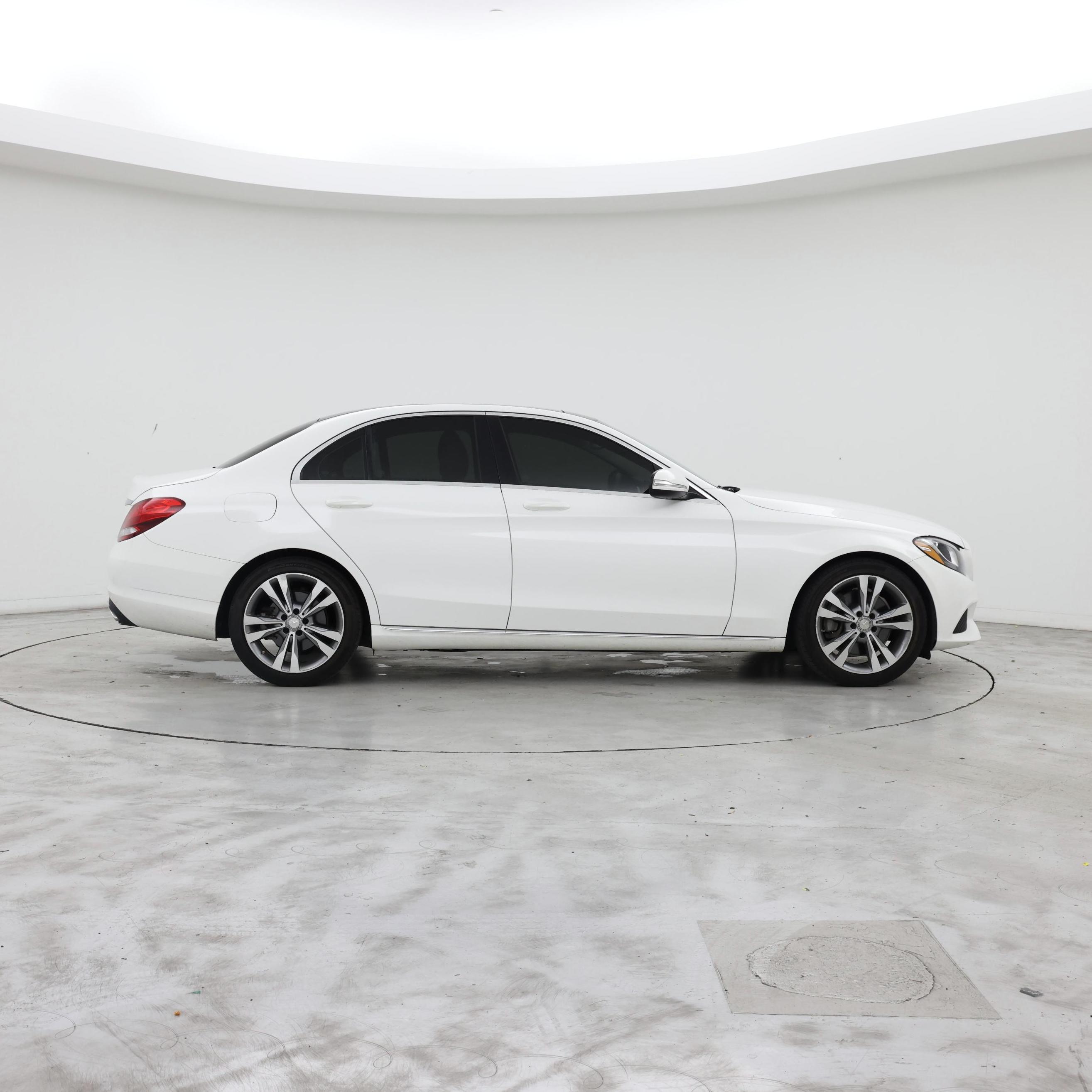 Thumbnail: 2015 Mercedes-Benz C-Class - 7