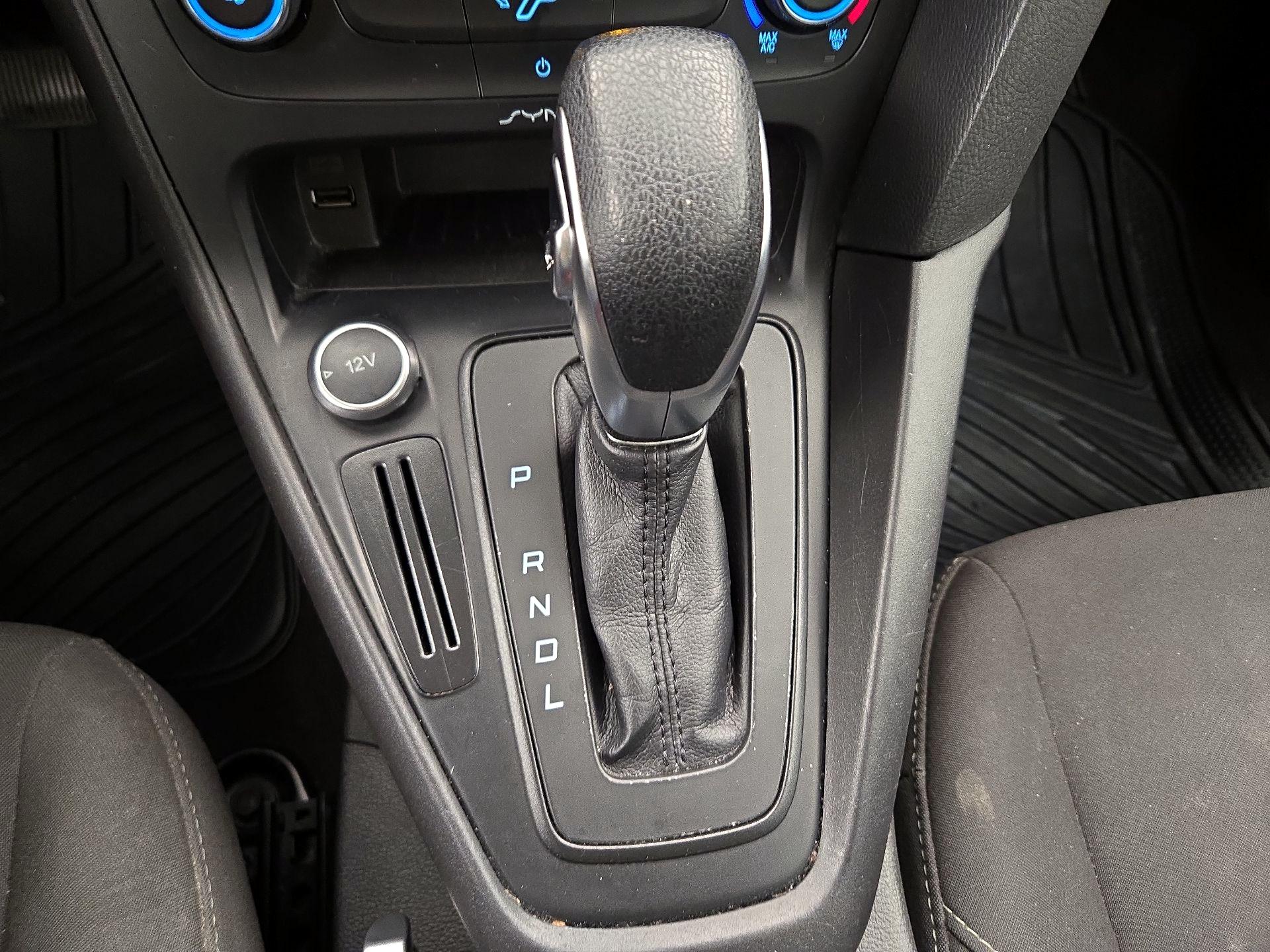 Thumbnail: 2017 Ford Focus - 17