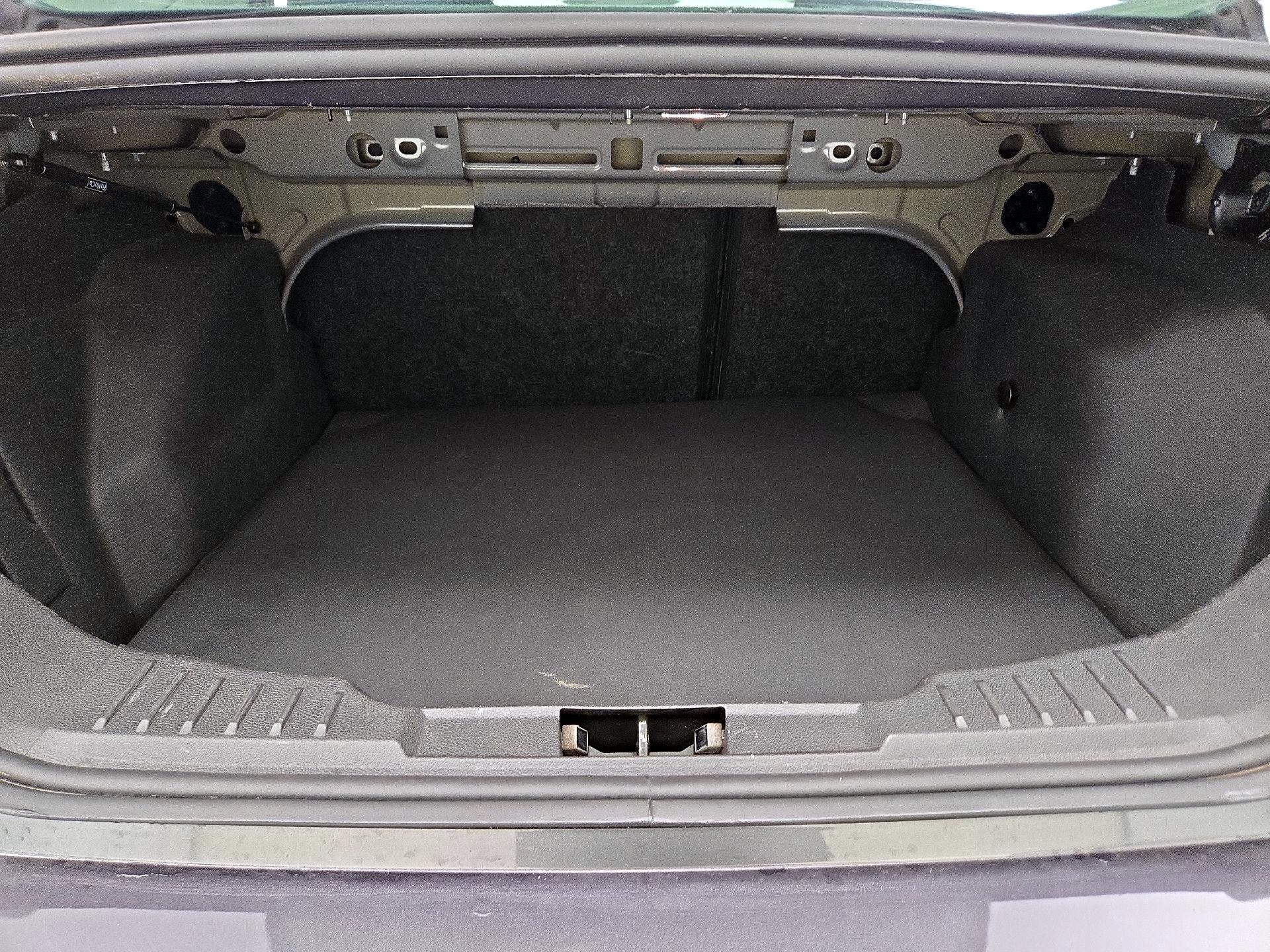 Thumbnail: 2017 Ford Focus - 20