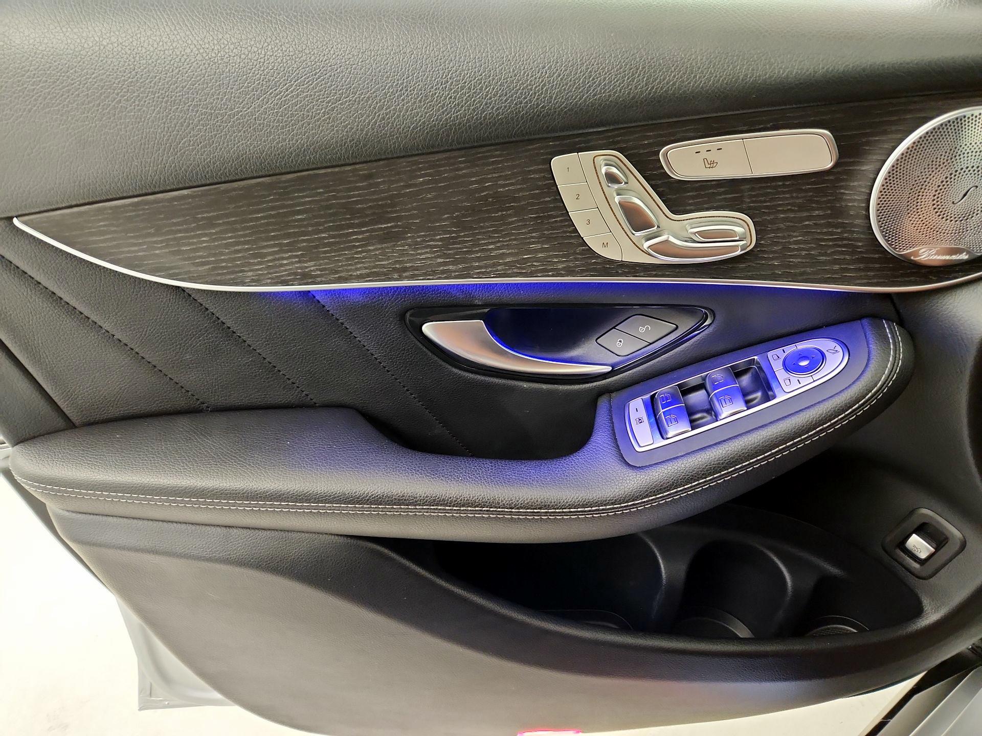 Thumbnail: 2020 Mercedes-Benz GLC - 12