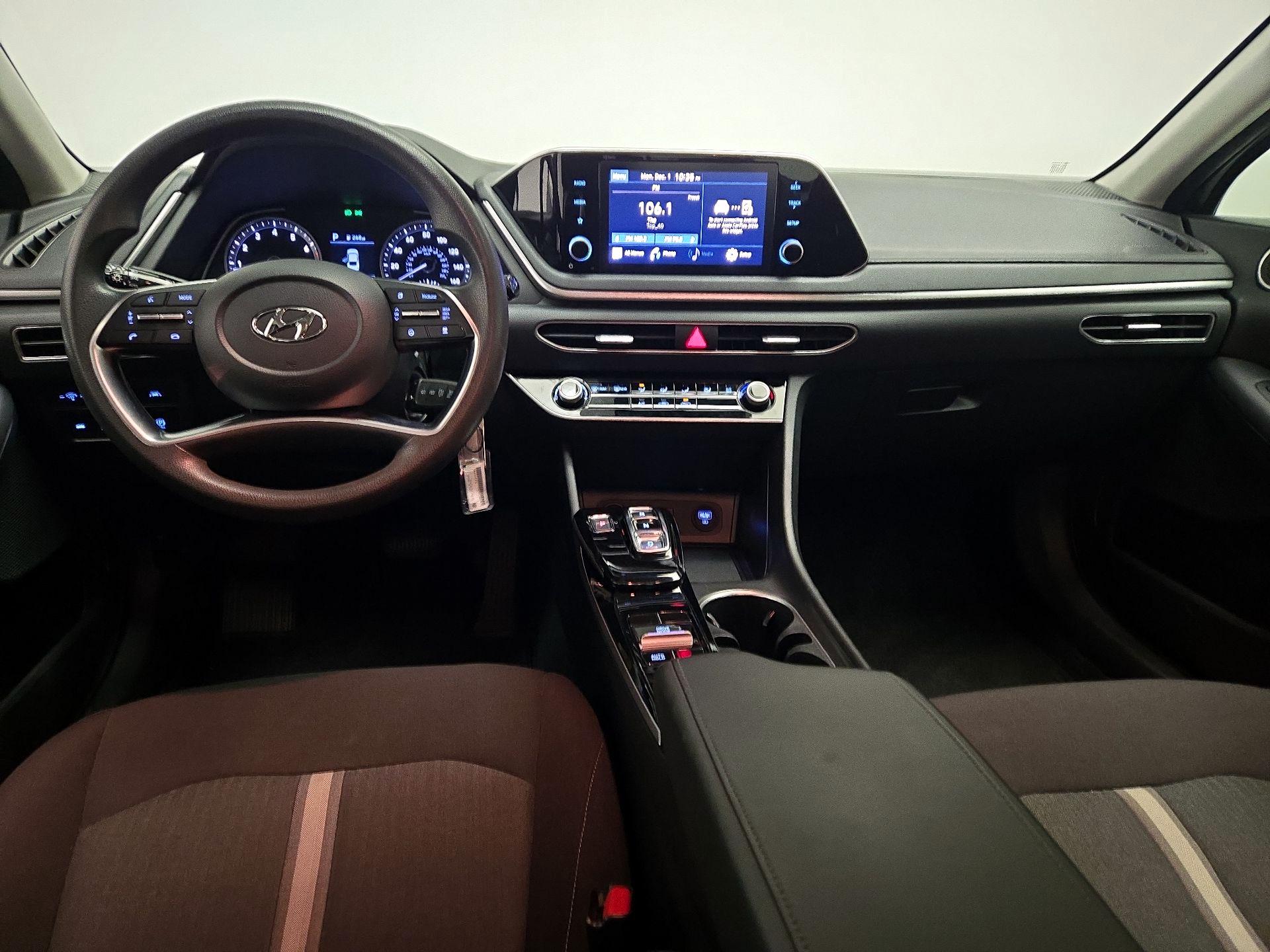 Thumbnail: 2022 Hyundai Sonata - 9