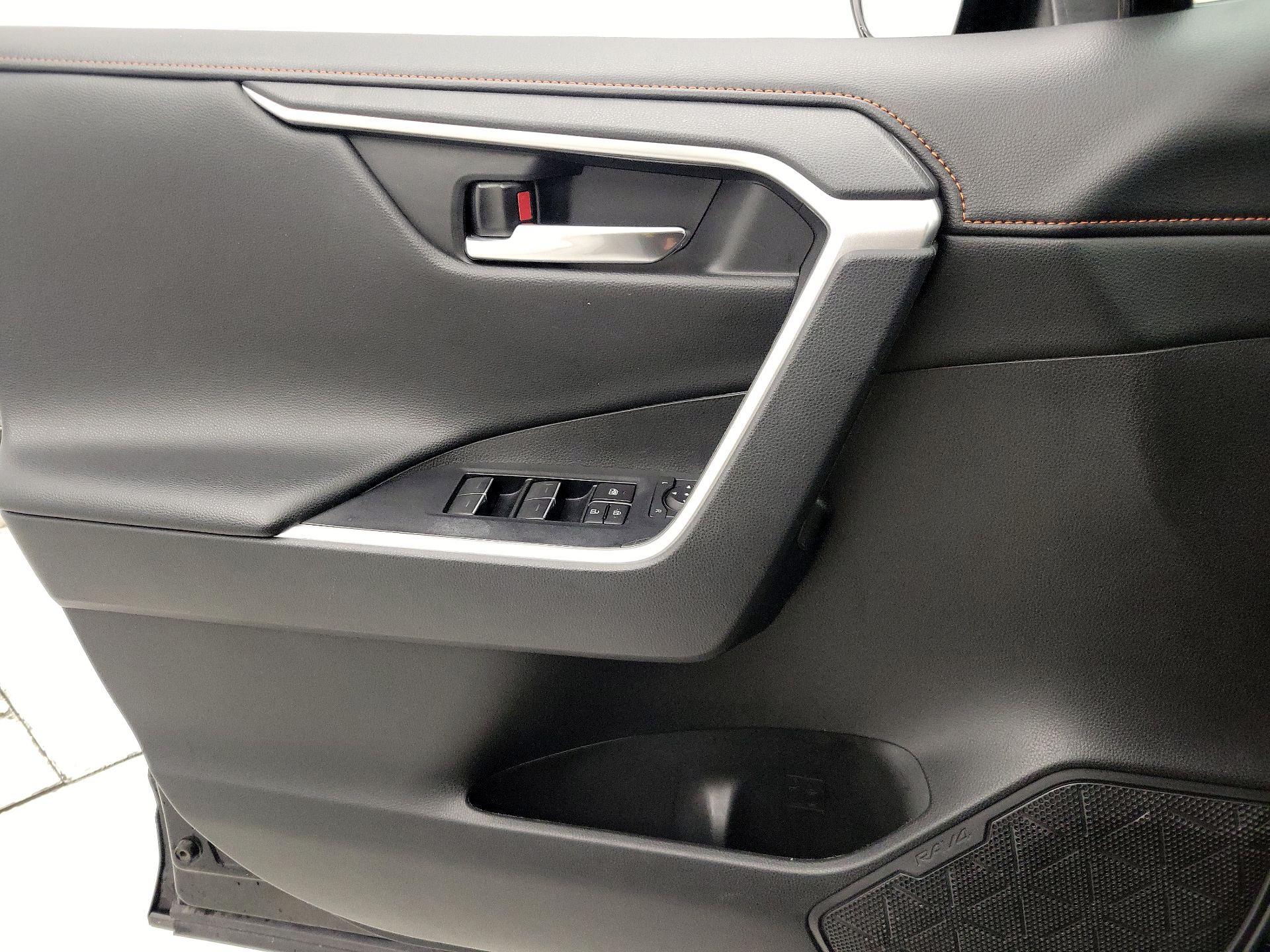 Thumbnail: 2023 Toyota RAV4 - 12